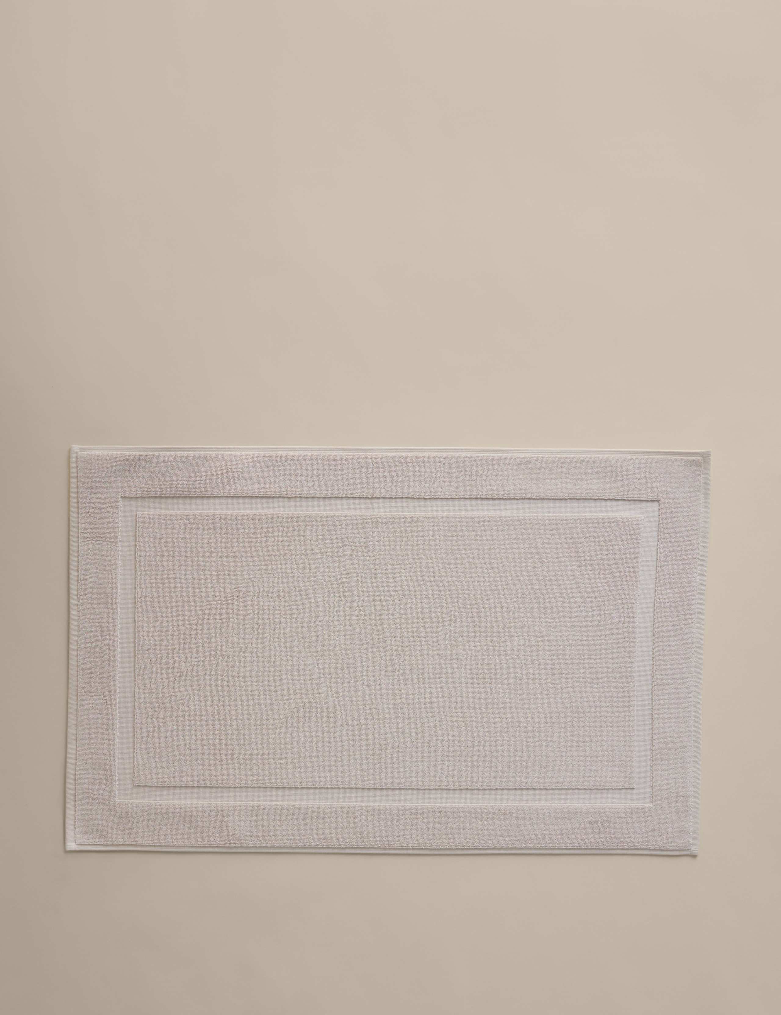 Luxury Egyptian Cotton Bath Mat 1 of 3