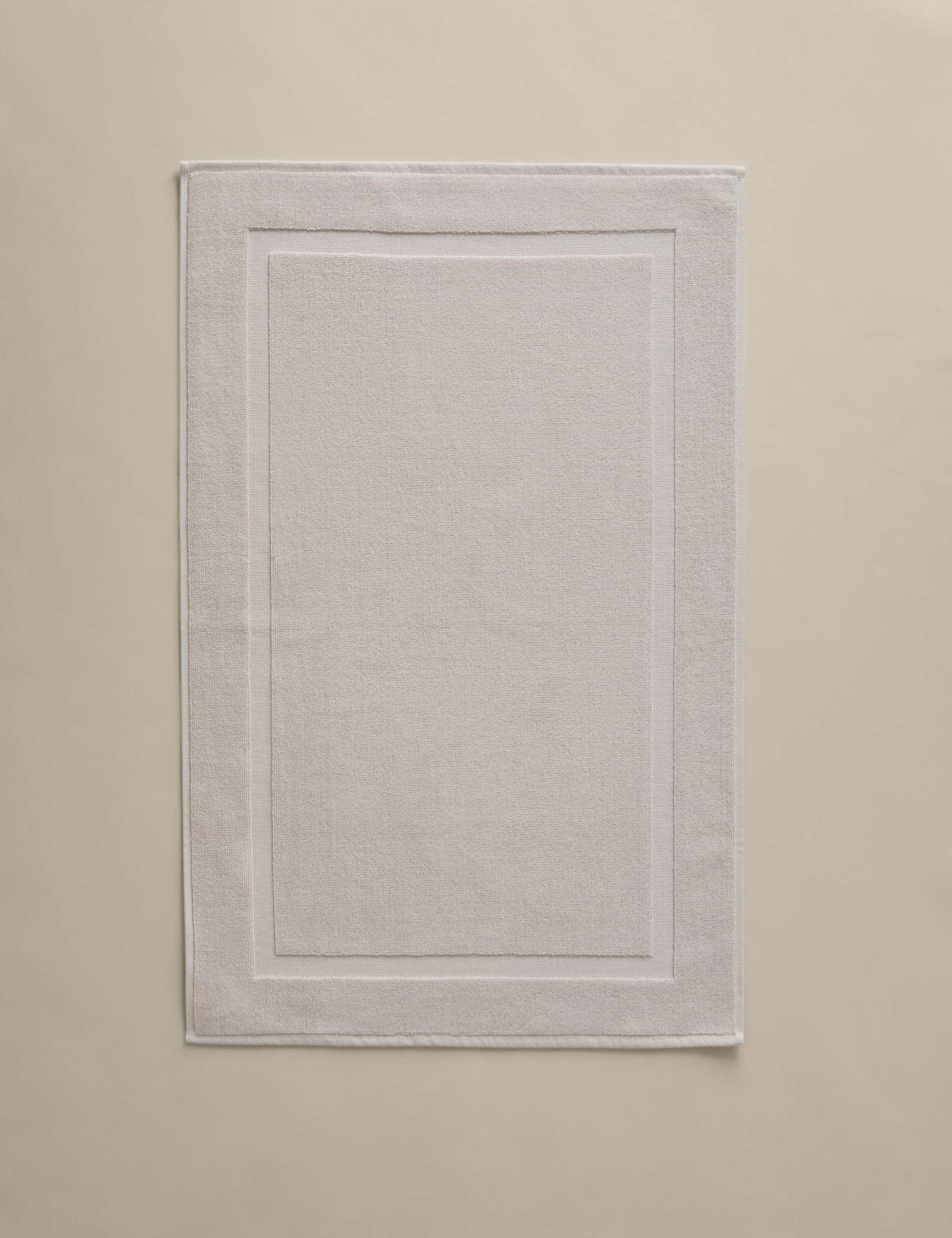 Luxury Egyptian Cotton Bath Mat 2 of 3