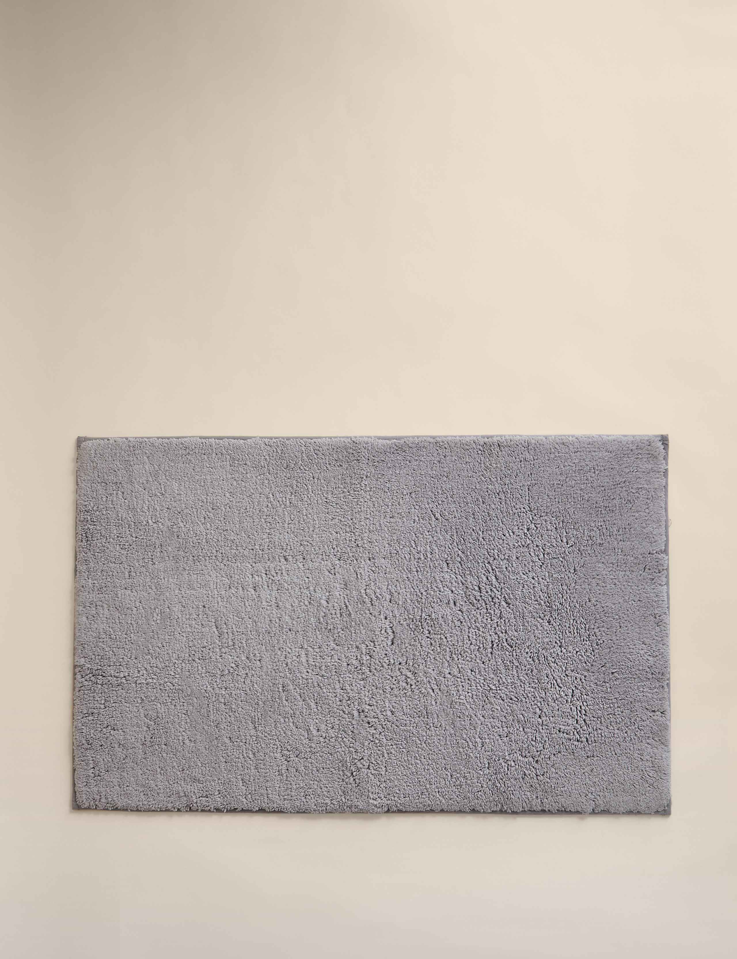 Pure Cotton Tufted Bath Mat 1 of 3