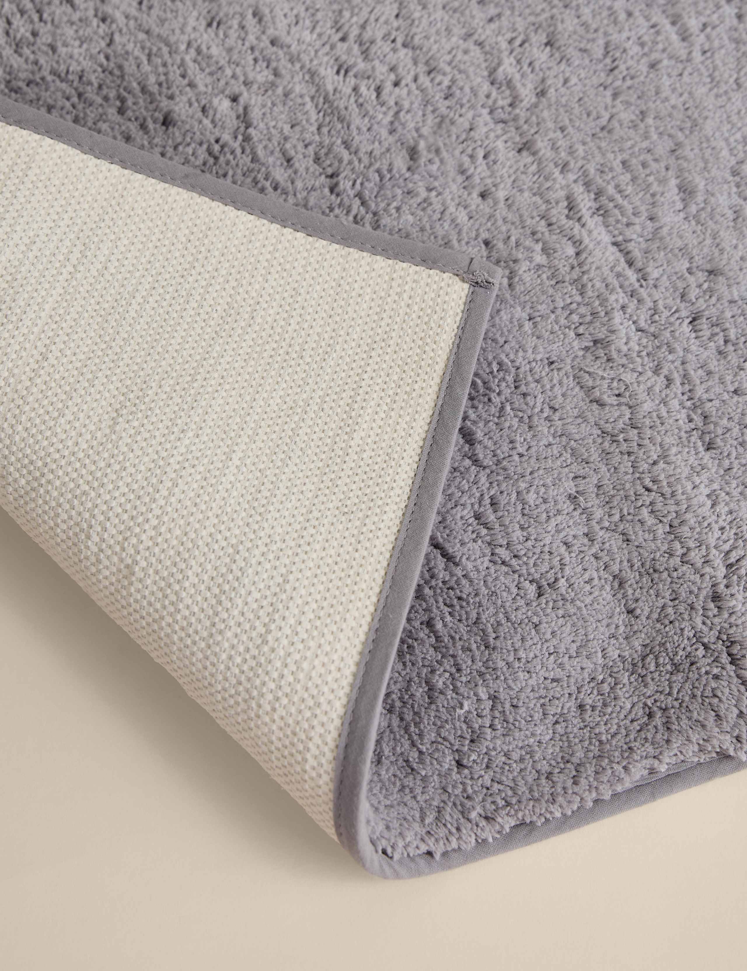 Pure Cotton Tufted Bath Mat 3 of 3