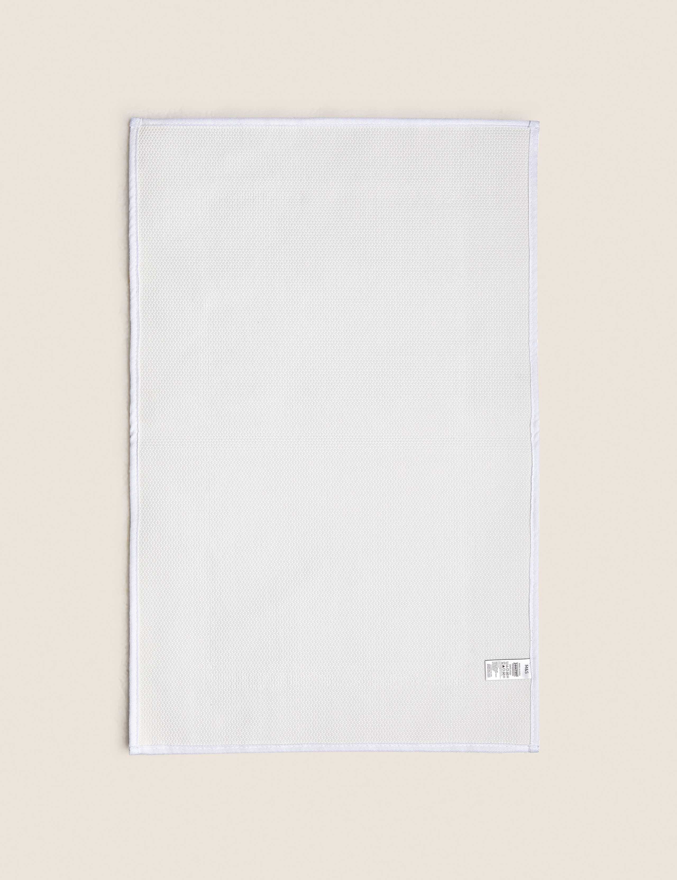 Super Soft Quick Dry Bath Mat 3 of 4