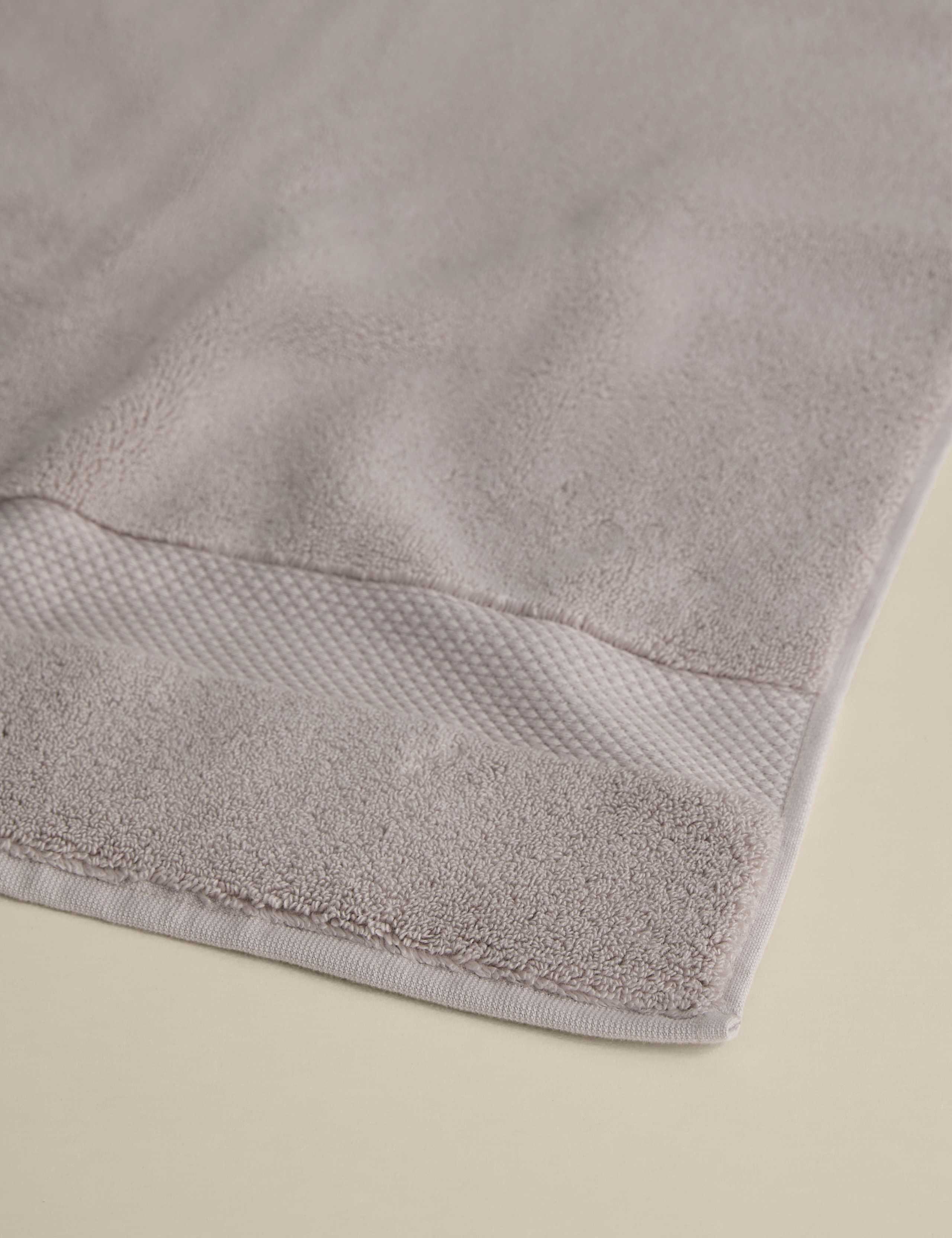 Turkish Cotton Luxury Hotel Towel 4 of 4