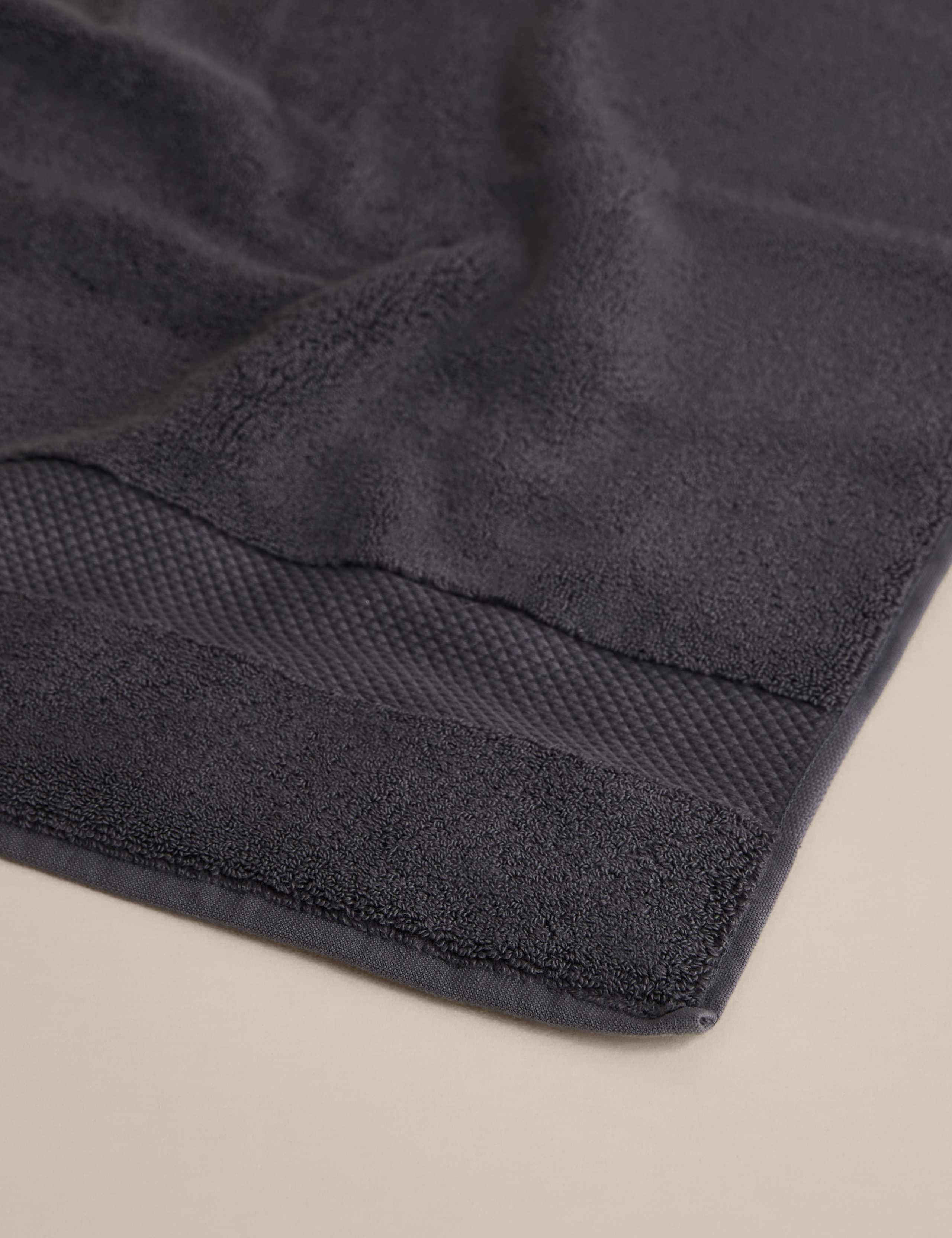 Turkish Cotton Luxury Hotel Towel 3 of 3