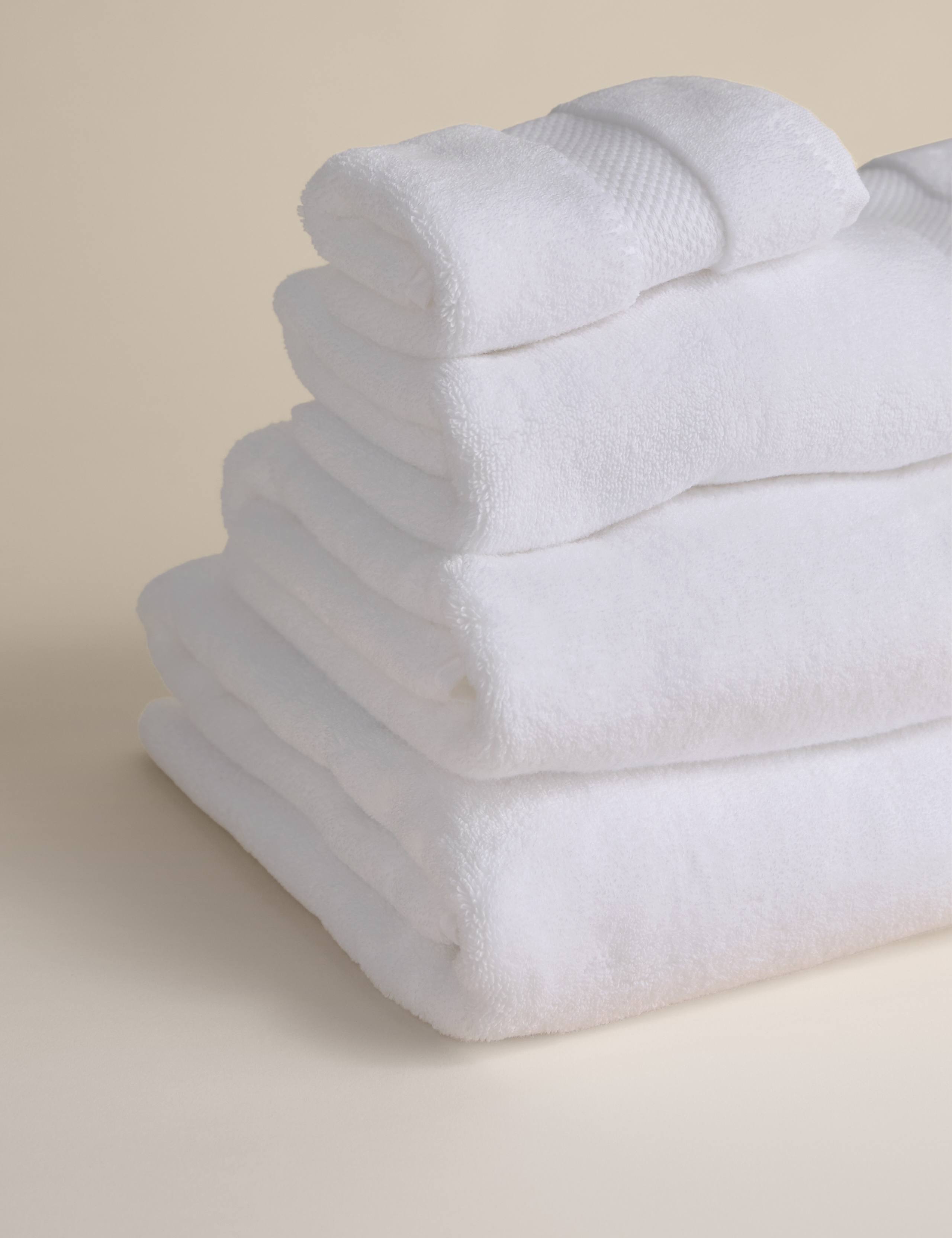 Turkish Cotton Luxury Hotel Towel 2 of 4
