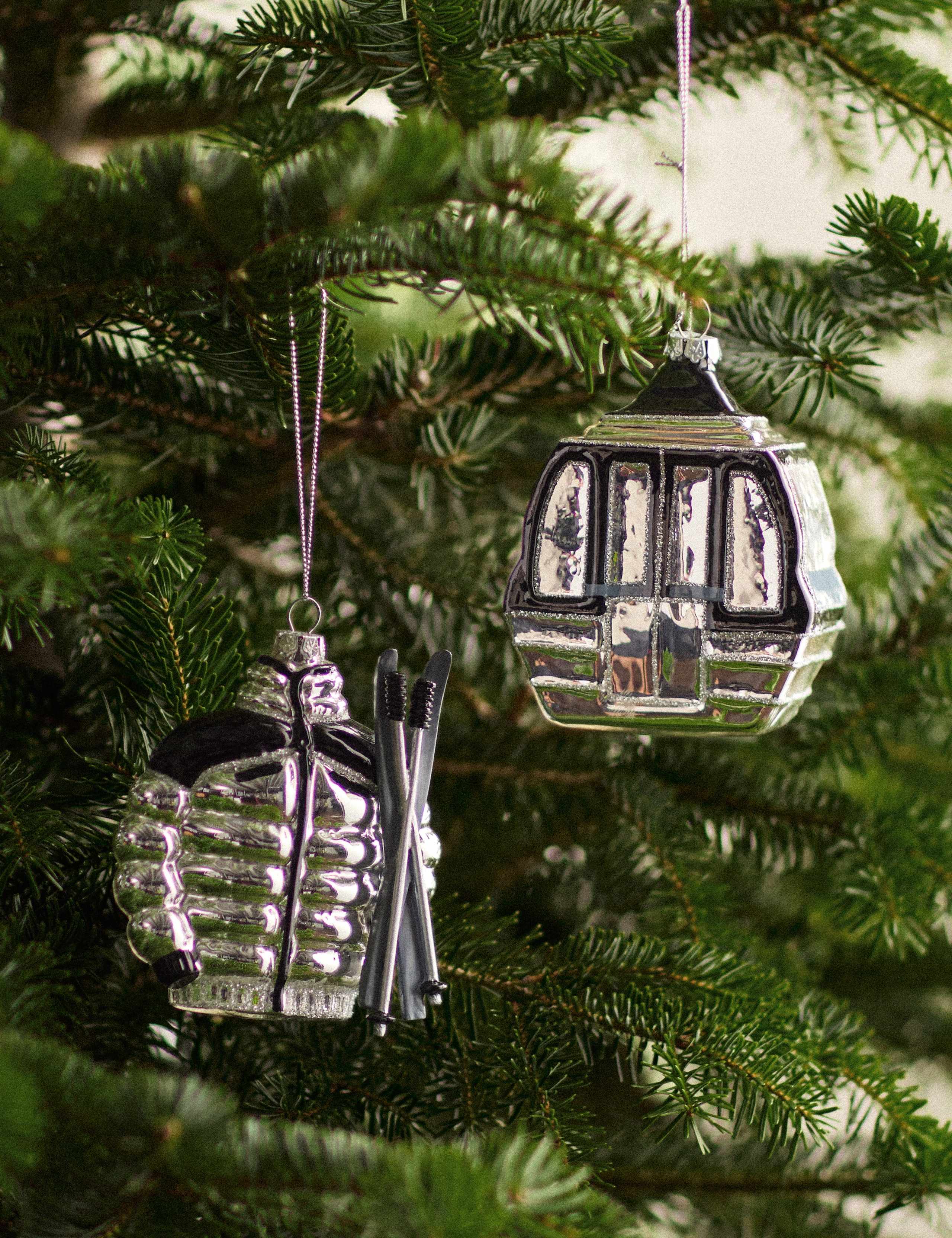 2 Pack Glass Hanging Ski Decorations 1 of 3