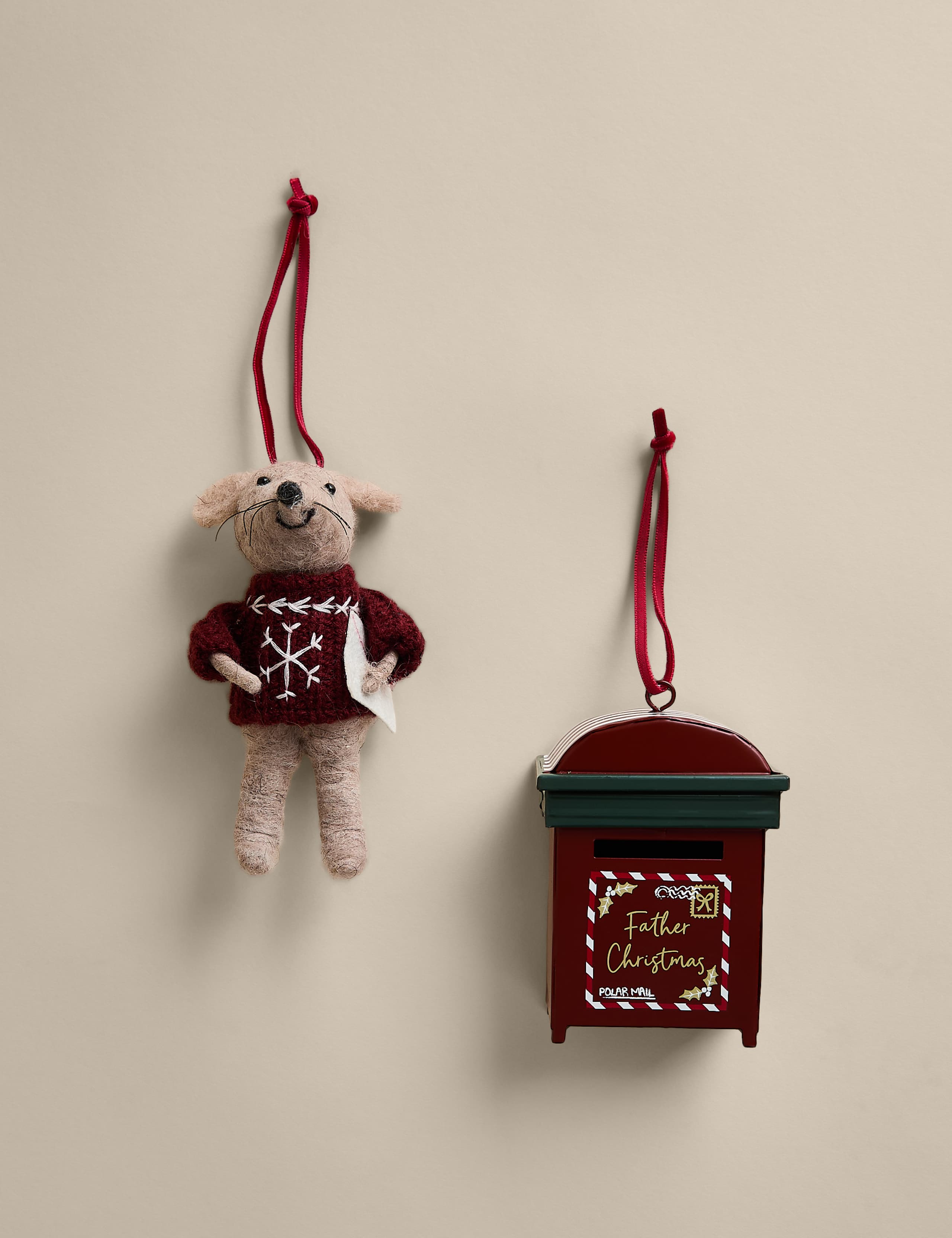 2pk Felt Mouse and Letterbox Decorations 2 of 3