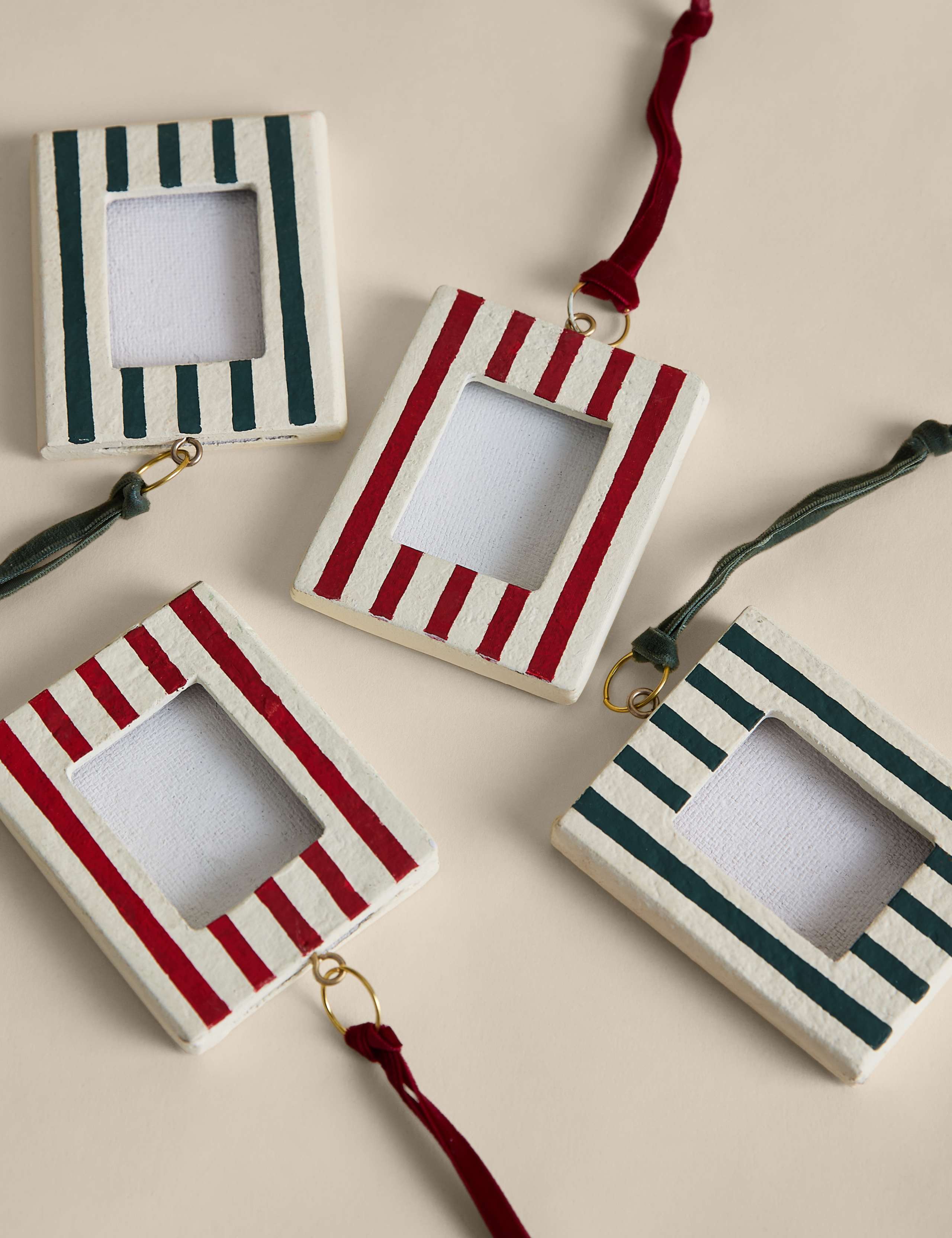 4 Pack Paper Hanging Striped Photo Frame Decorations 2 of 2