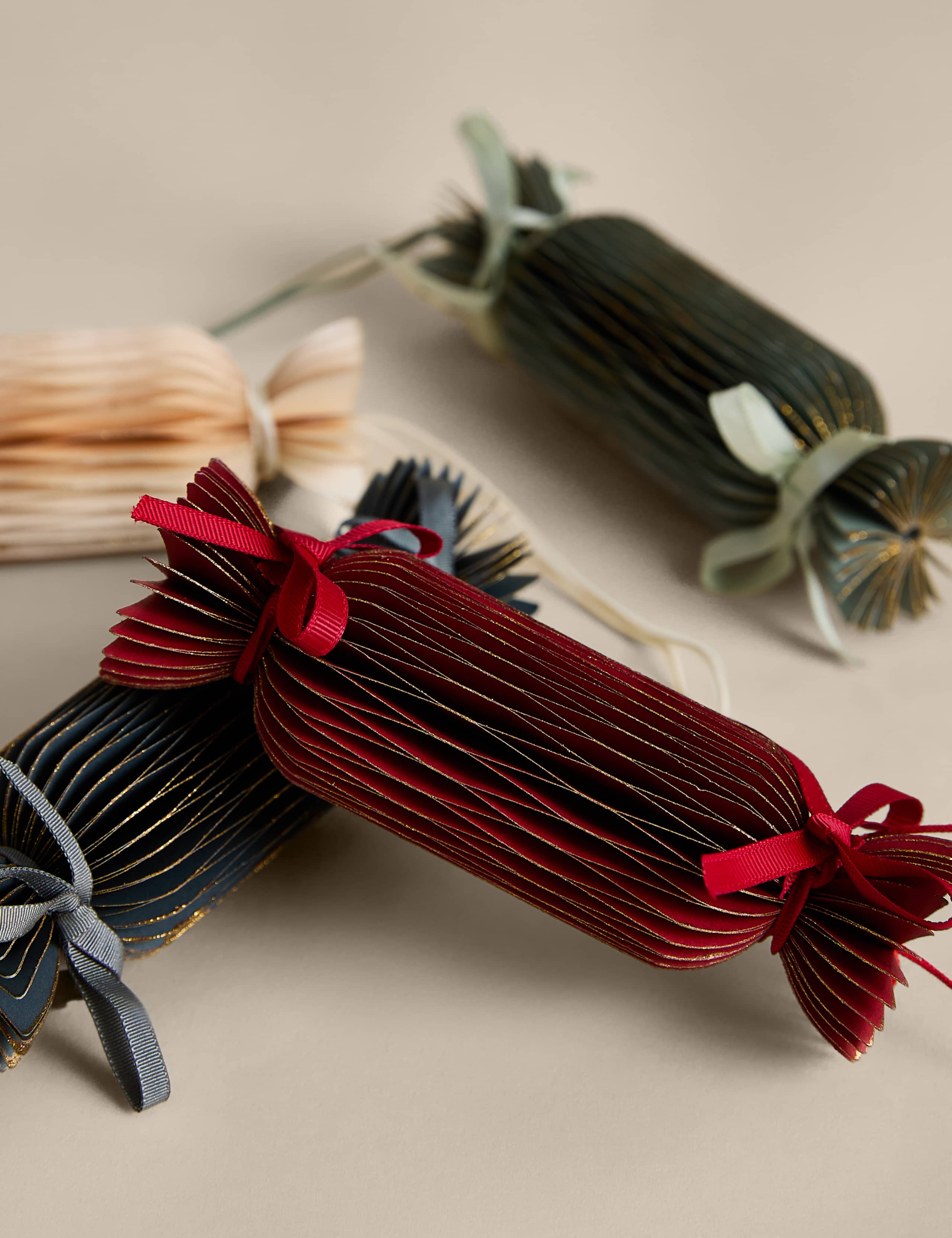 4 Pack Paper Hanging Cracker Decorations 2 of 2