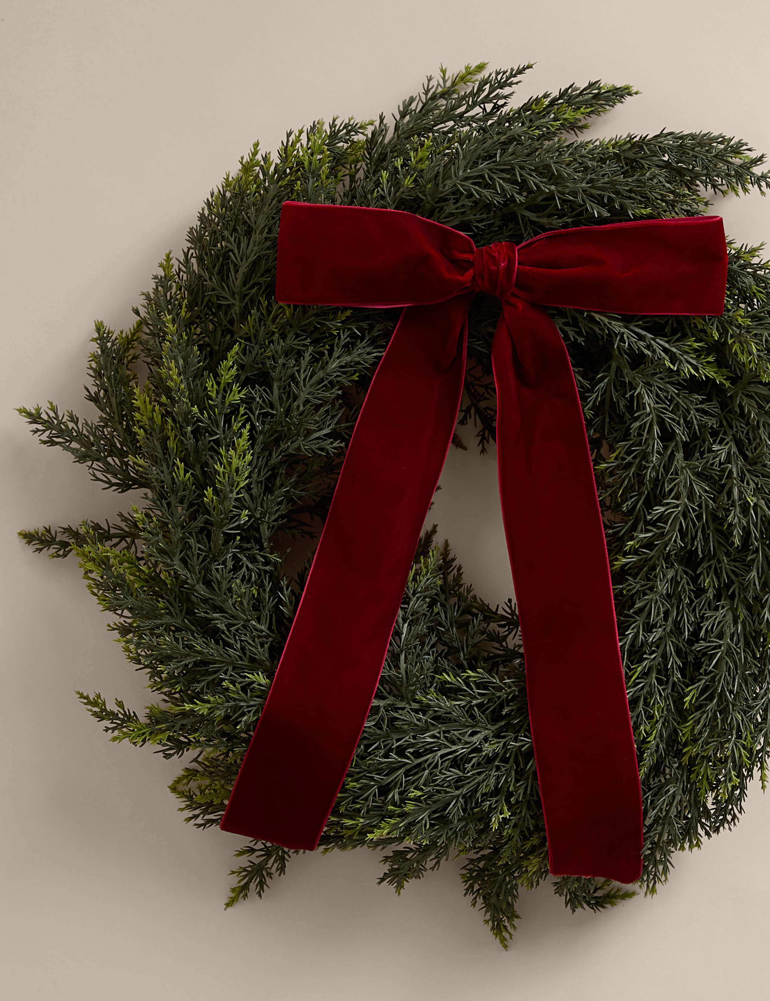 Plain Bow Wreath 3 of 4