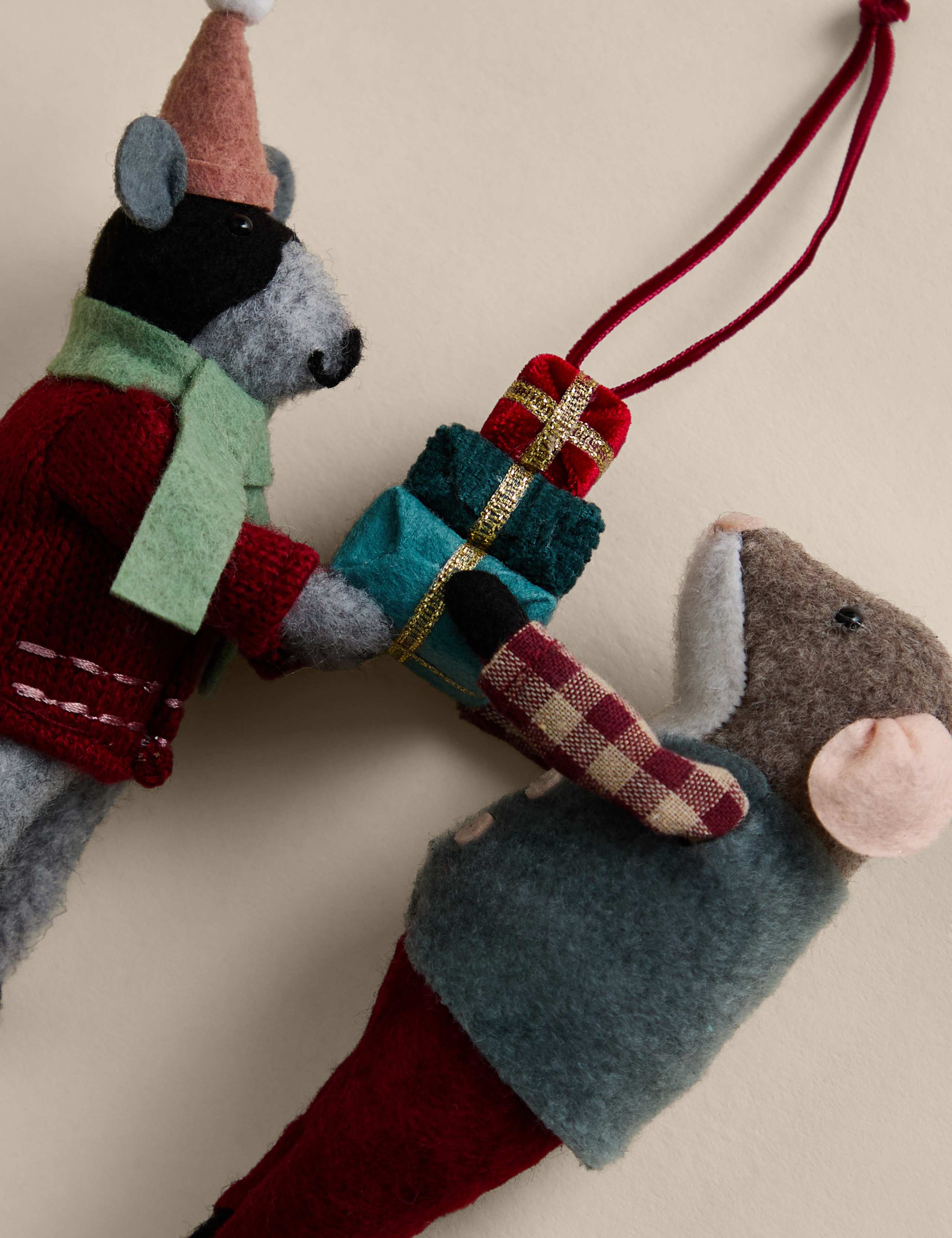 Felt Mice Duo Presents Hanging Decorations 2 of 2