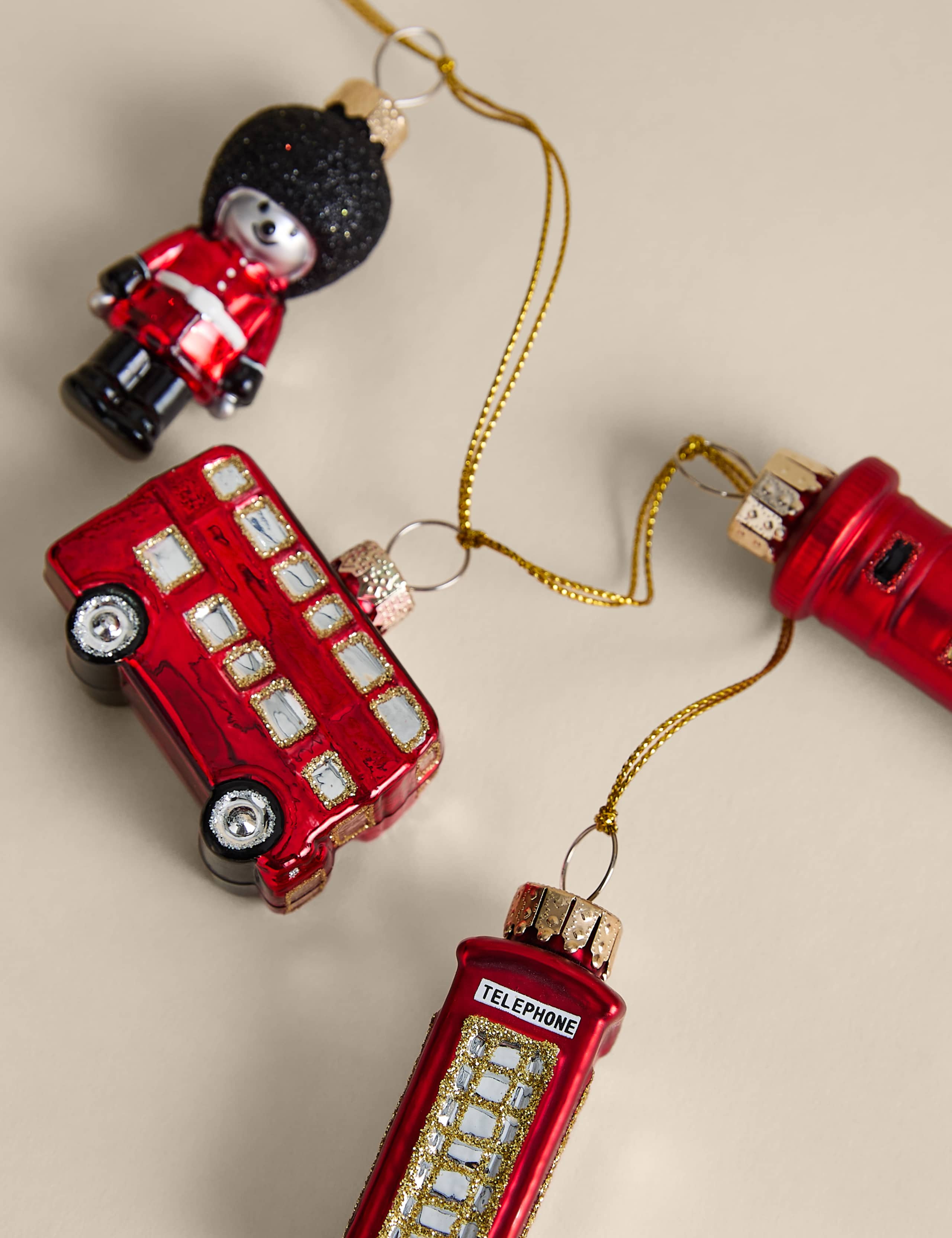 4 Pack Glass Mini London Icon Decorations 2 of 2