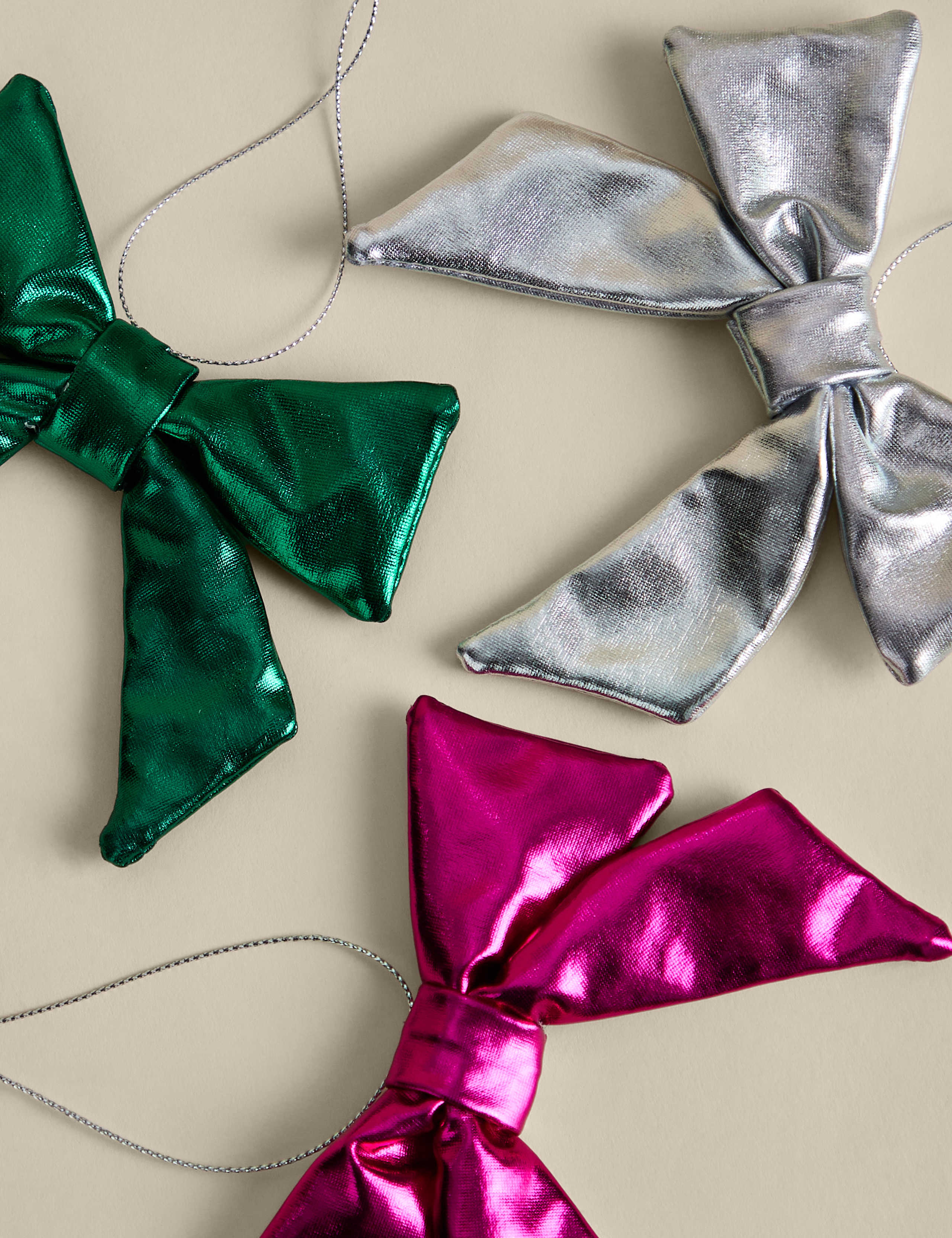 3 Pack Metallic Bows 2 of 2