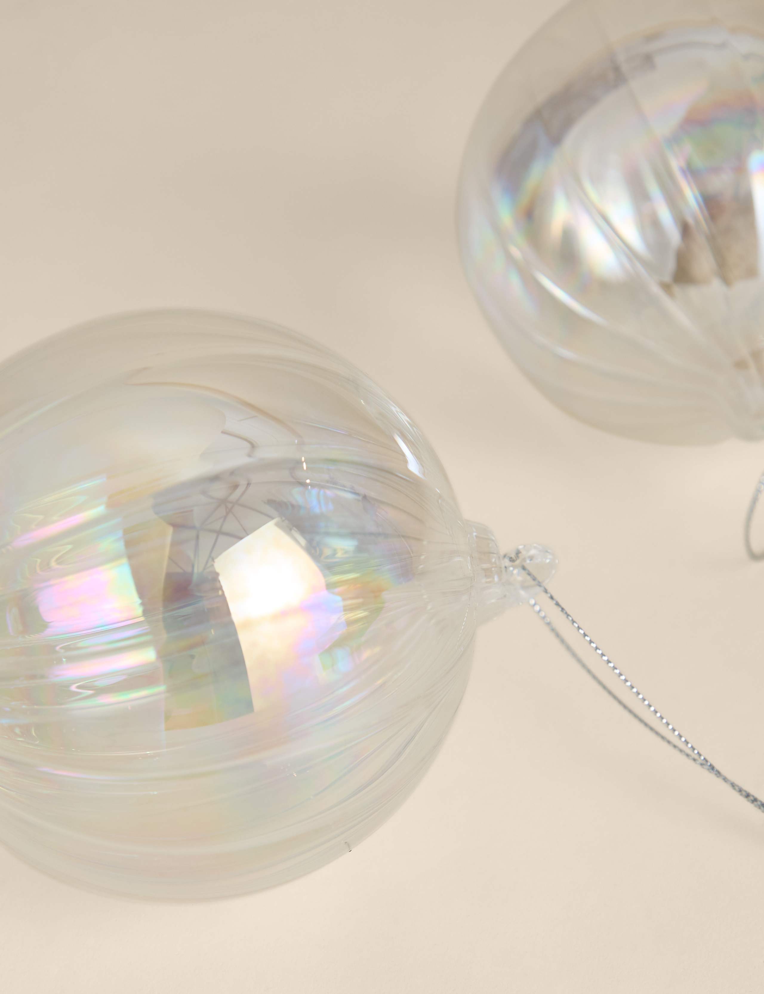 4 Pack Glass Baubles 2 of 3
