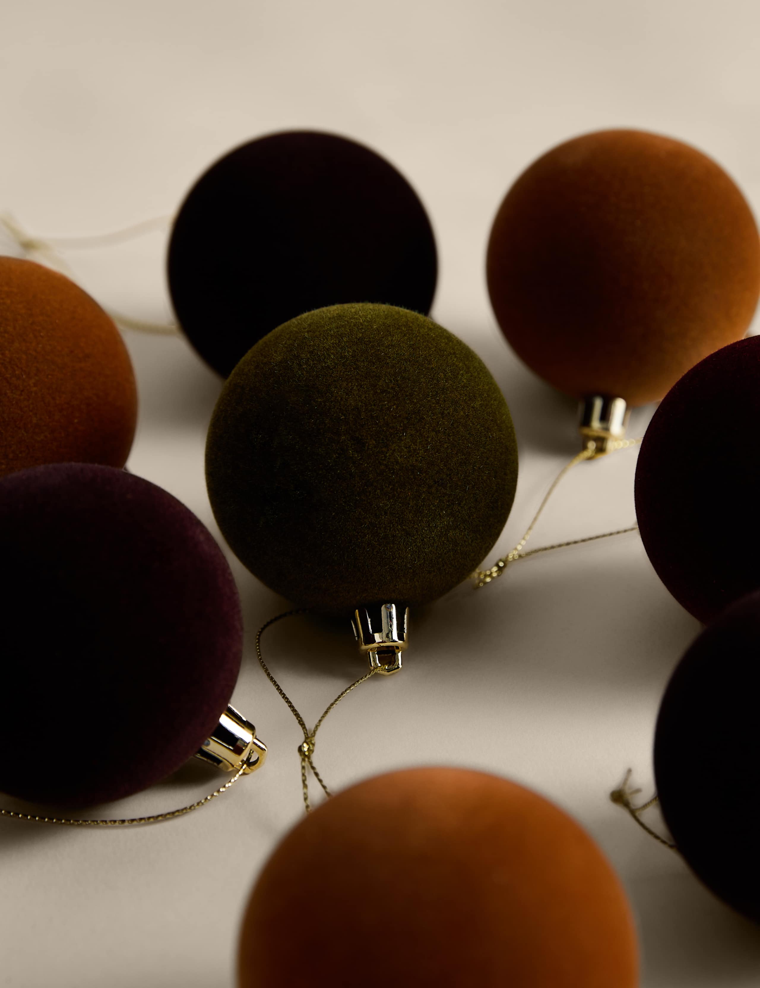 24 Pack Flocked Shatterproof Baubles 3 of 3