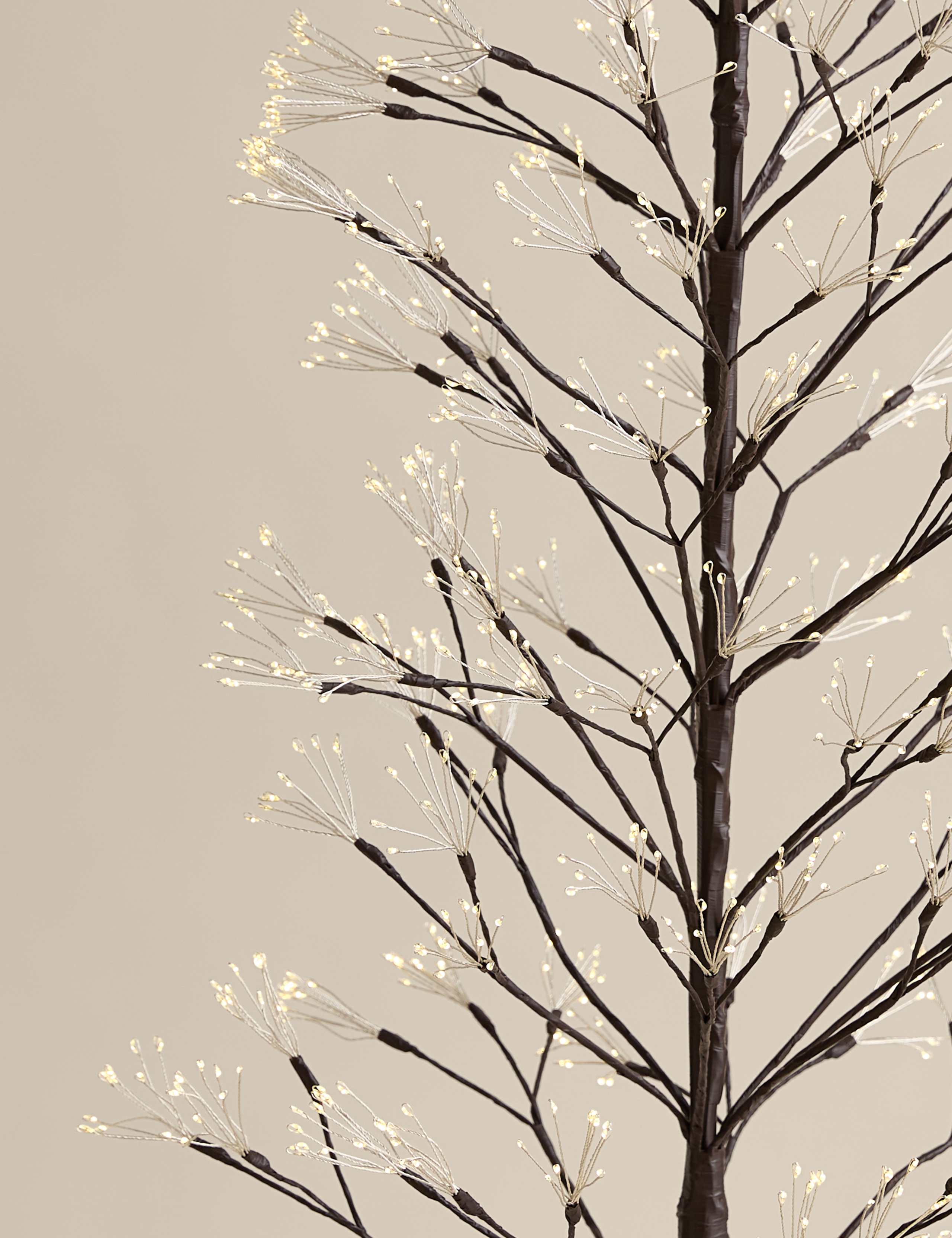 6ft Pre-Lit Abundant Cluster Christmas Tree 4 of 4