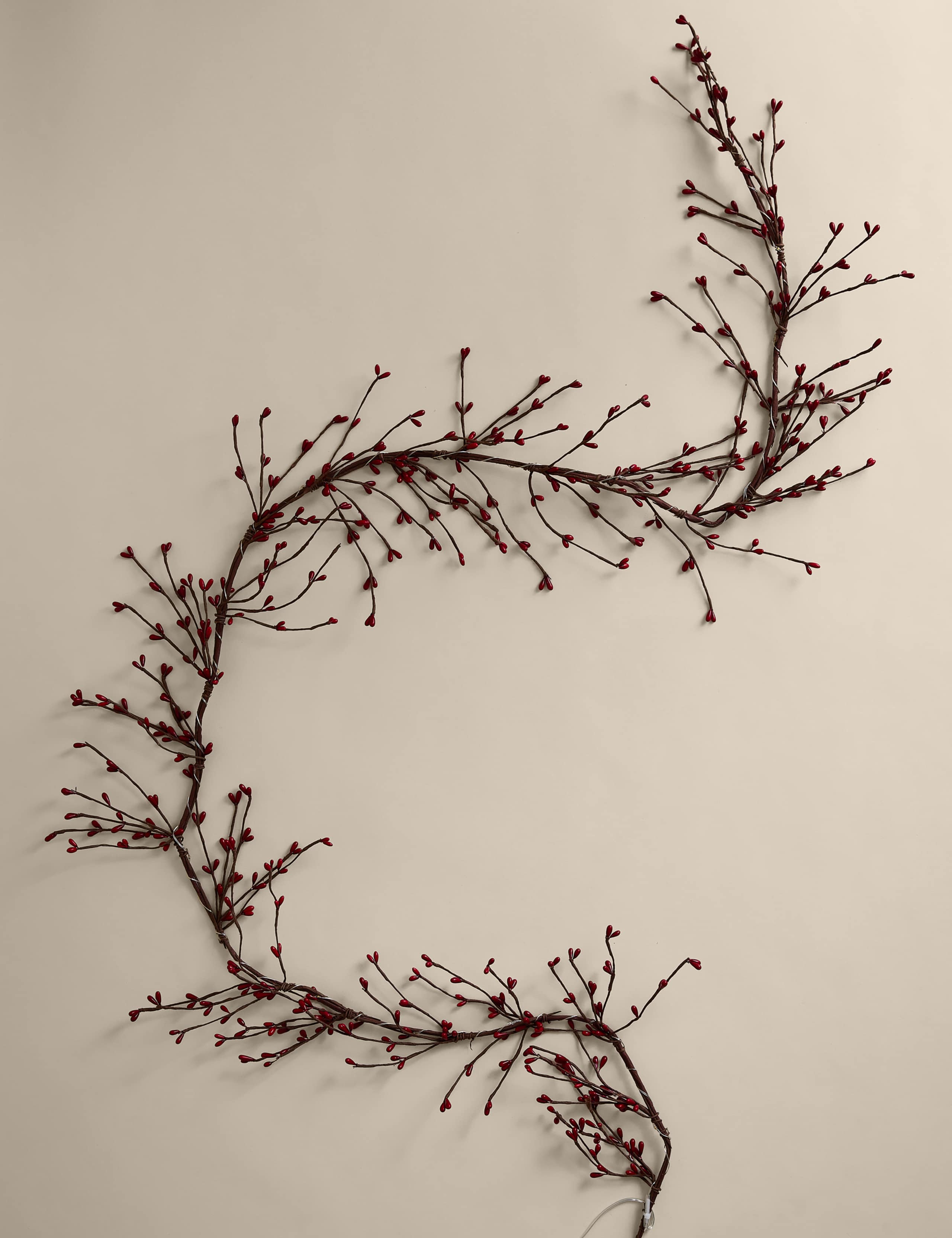 Pre Lit Red Berry Garland 2 of 3