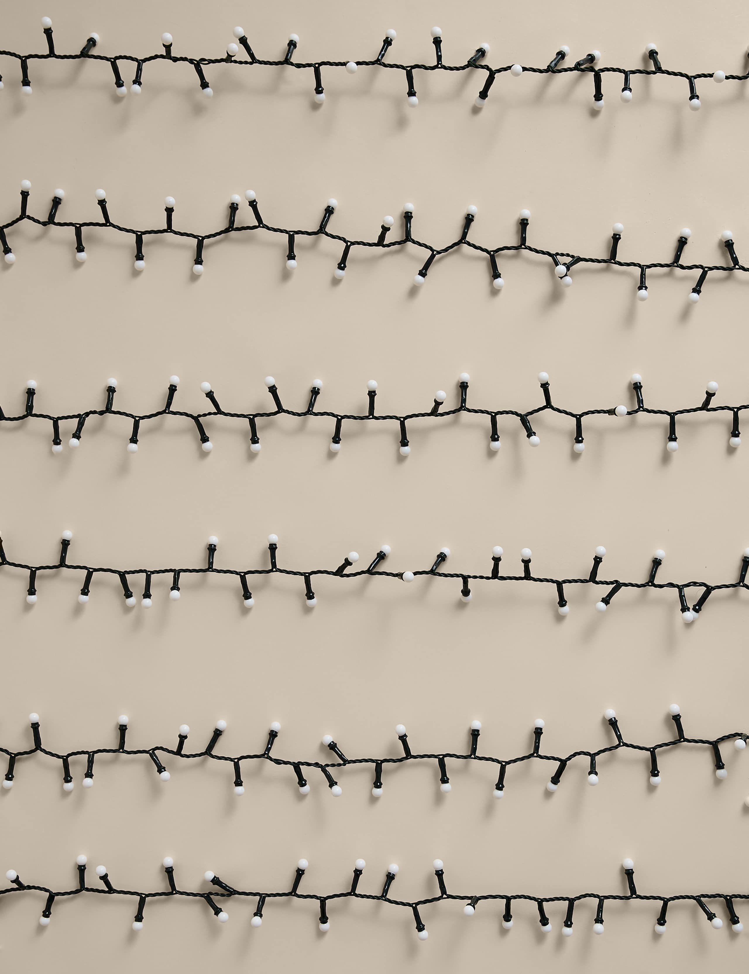 300 Multicoloured Ball Battery Lights 2 of 4