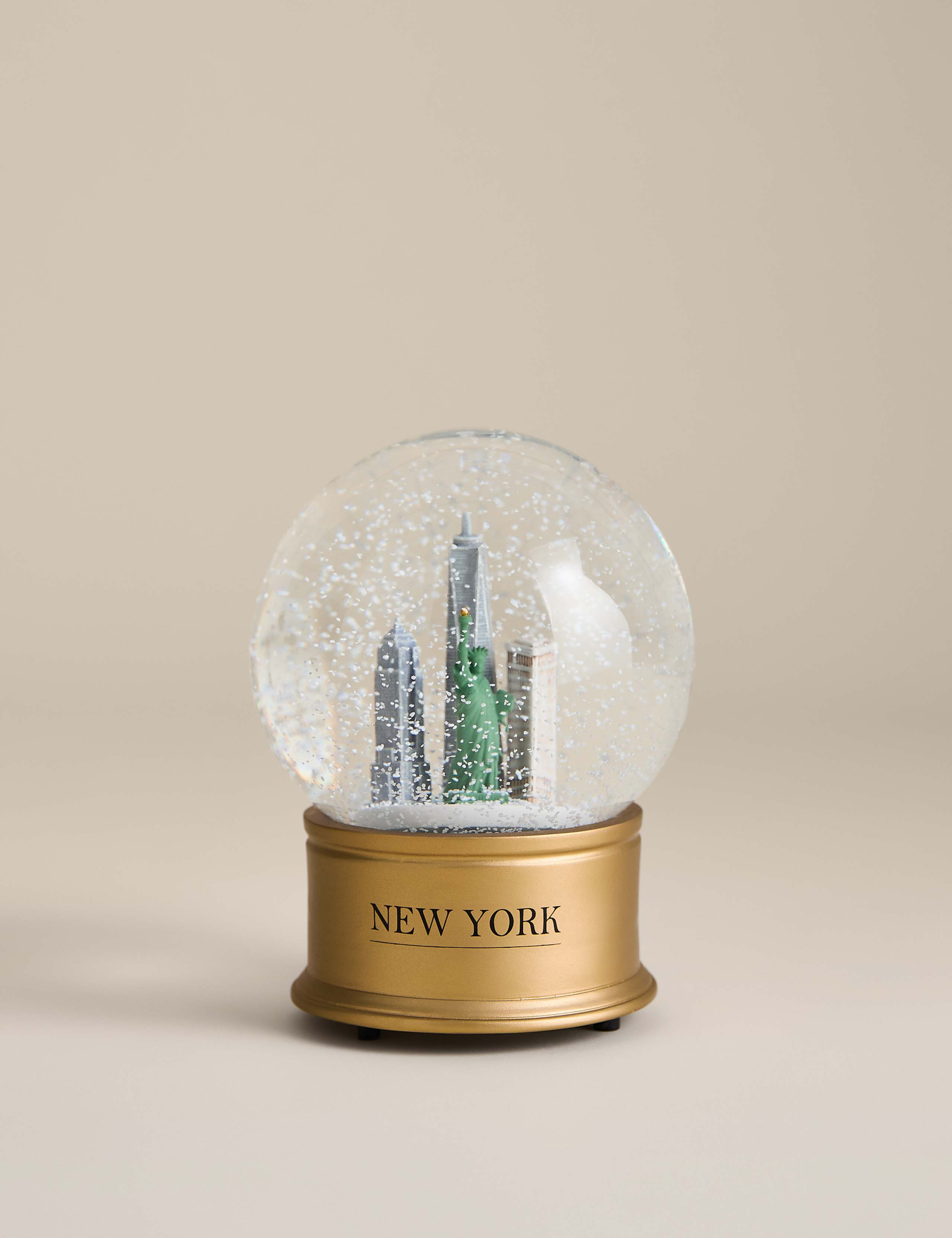 New York City Pre-Lit Snow Globe 3 of 3
