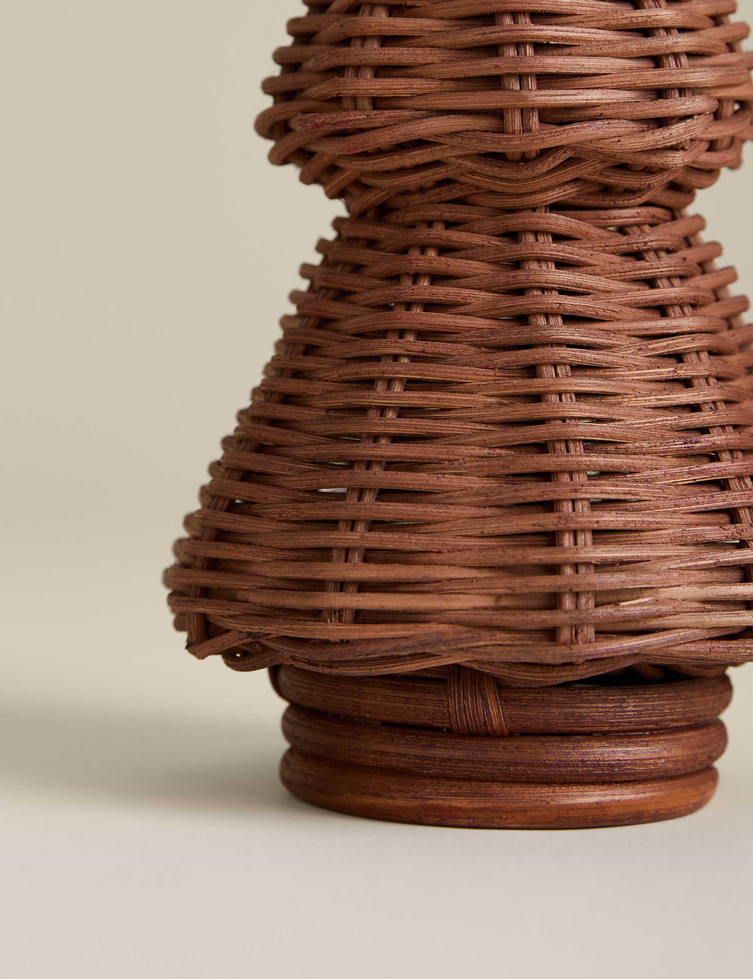 Small Rattan Christmas Tree 4 of 4