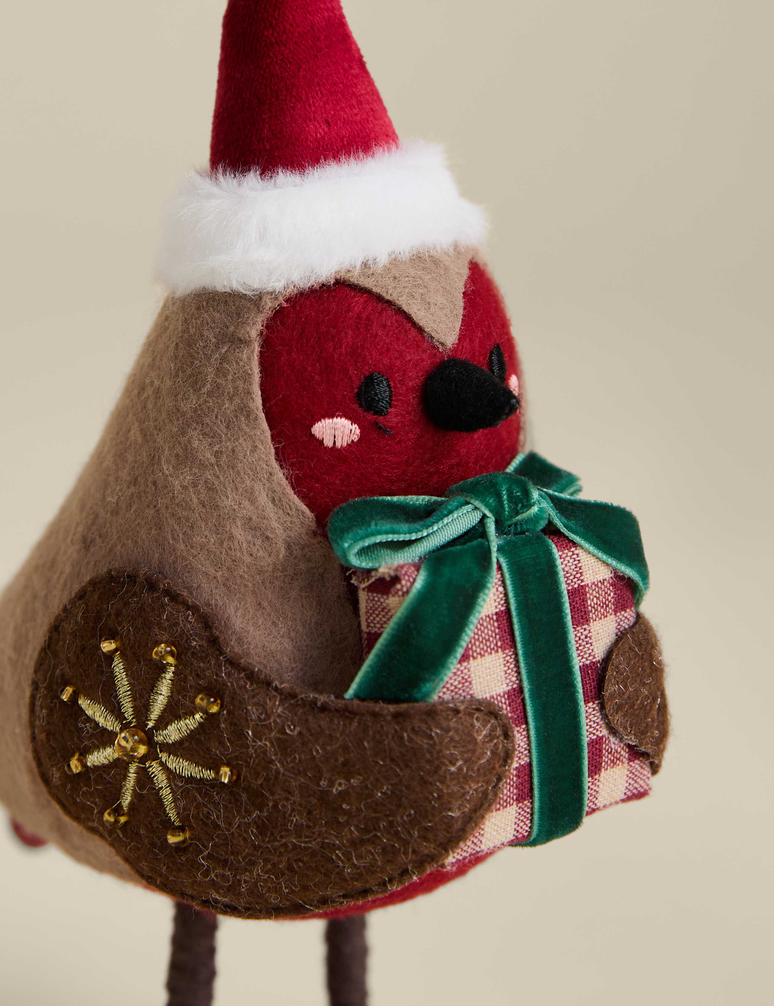 Felt Robin Decoration 2 of 3