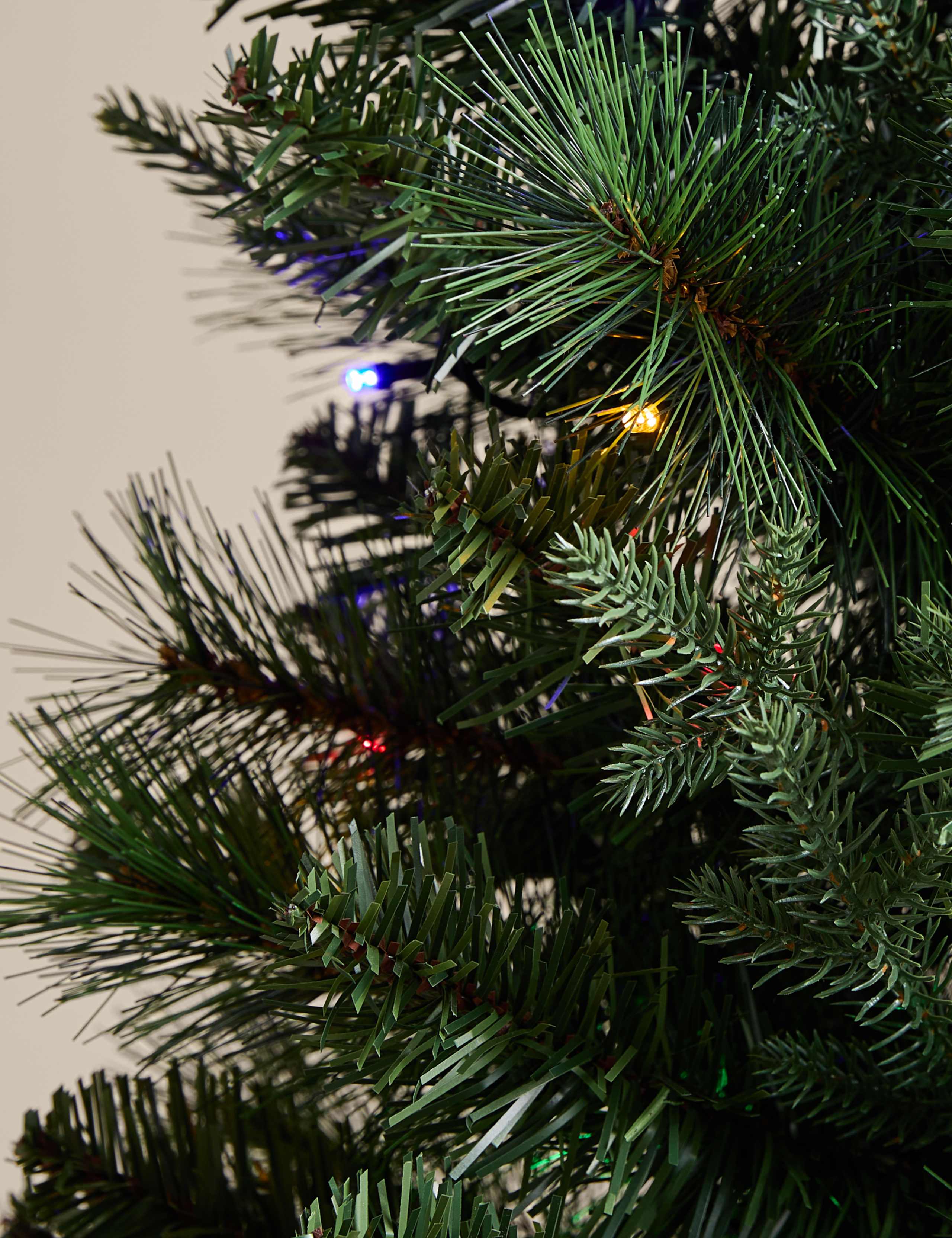 6ft Pre-Lit Slim Monterey and Scots Pine Christmas Tree 4 of 6