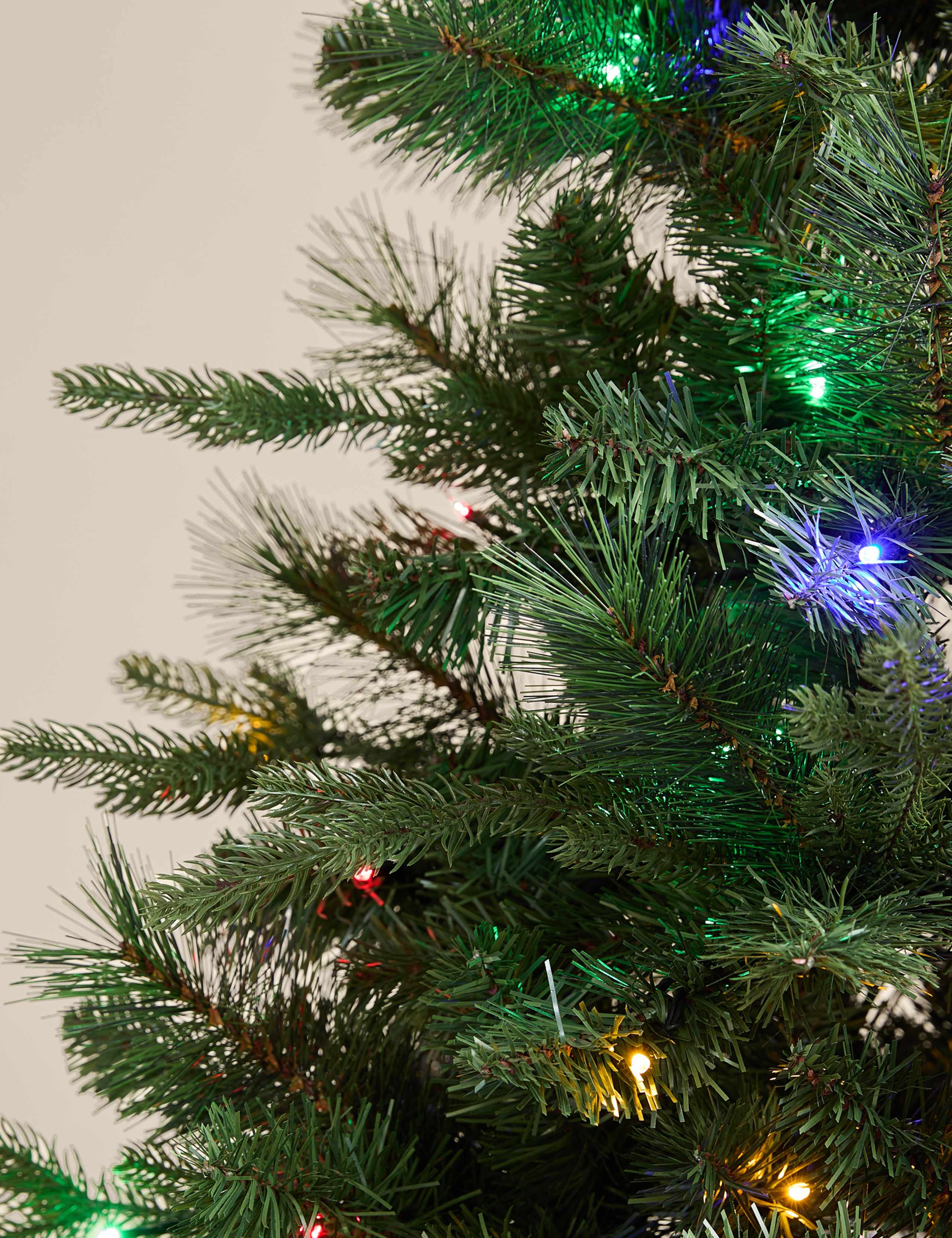 5ft Pre-Lit Monterey and Scots Pine Christmas Tree 4 of 6