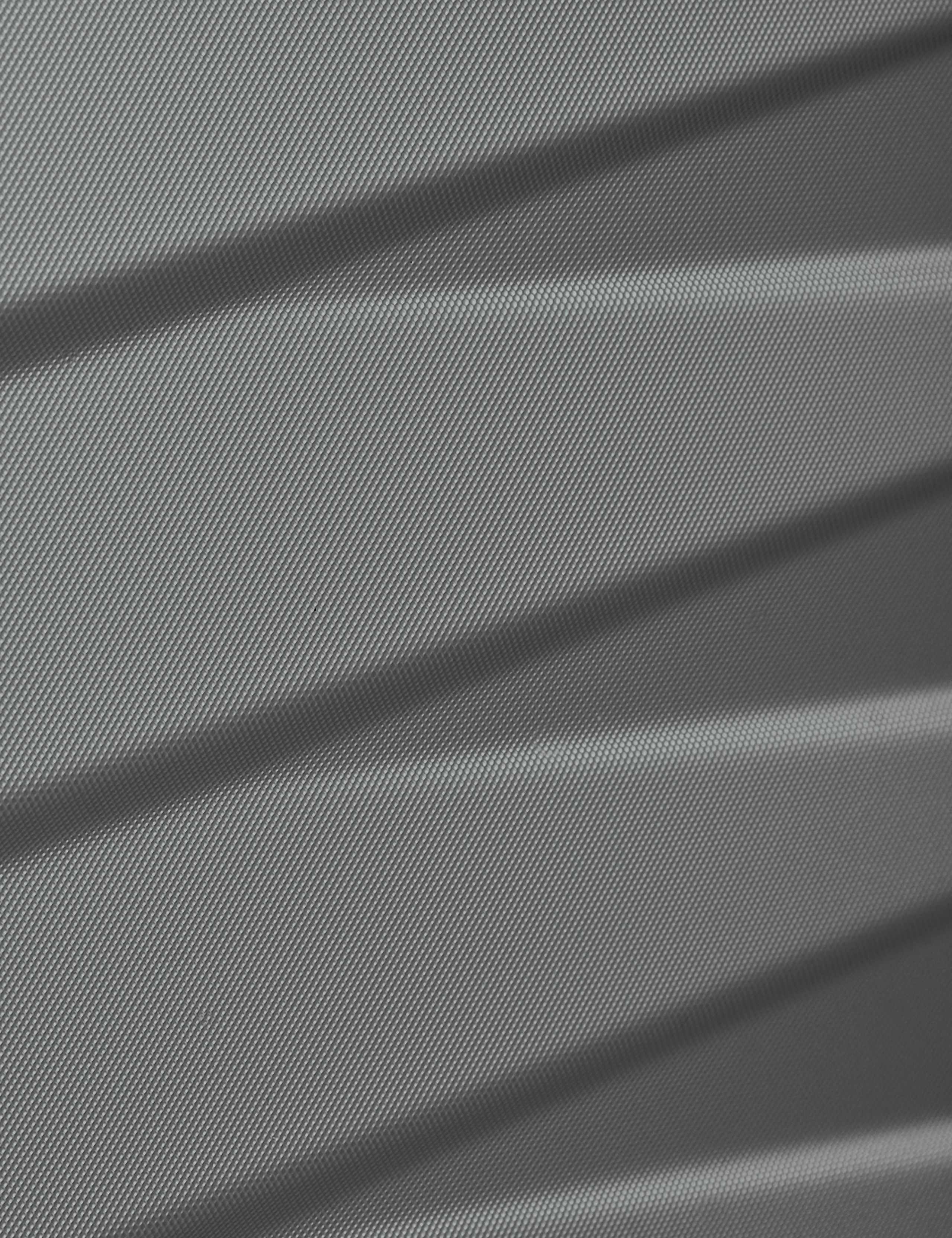 Oslo 4 Wheel Hard Shell Medium Suitcase 7 of 7