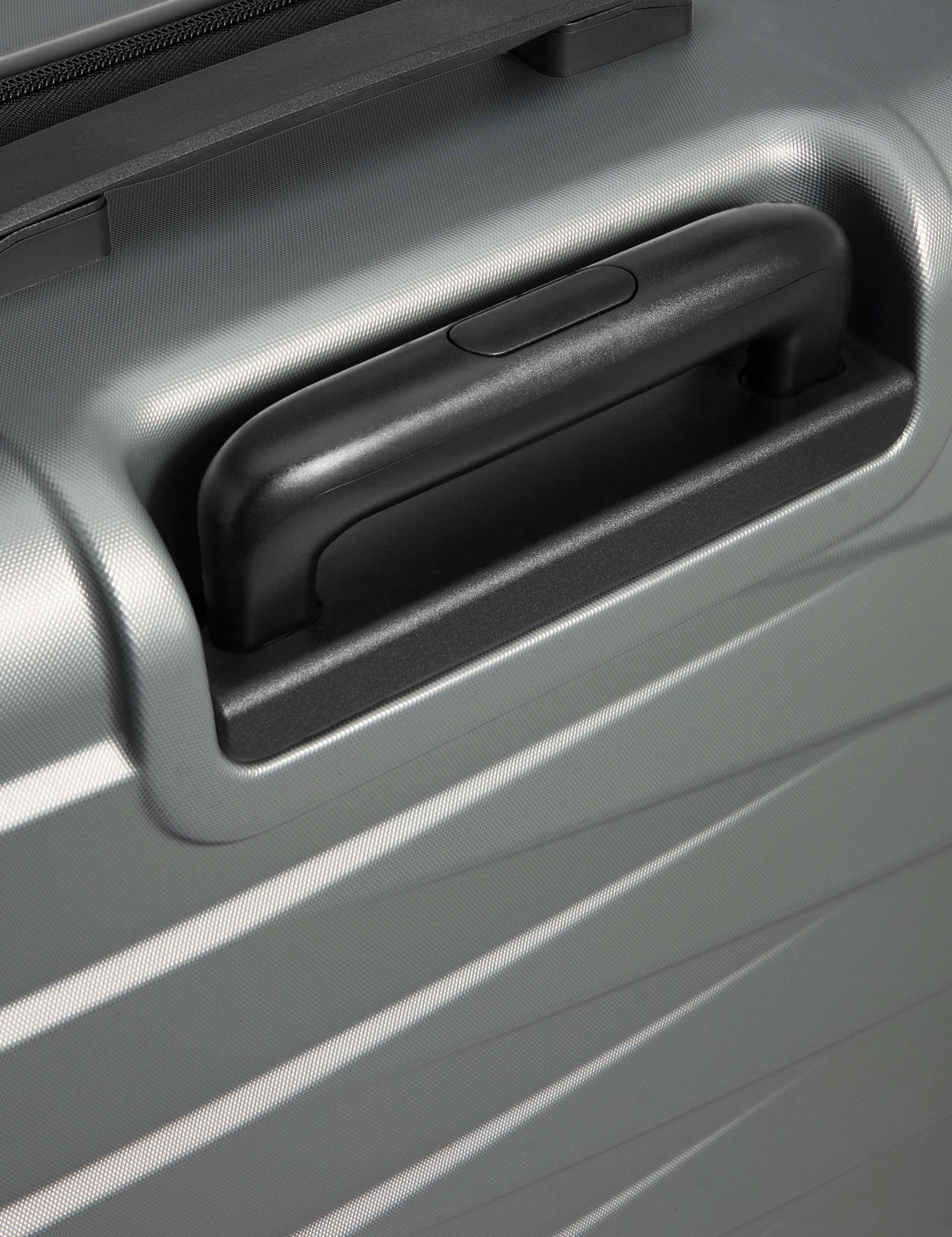 Oslo 4 Wheel Hard Shell Large Suitcase 3 of 6