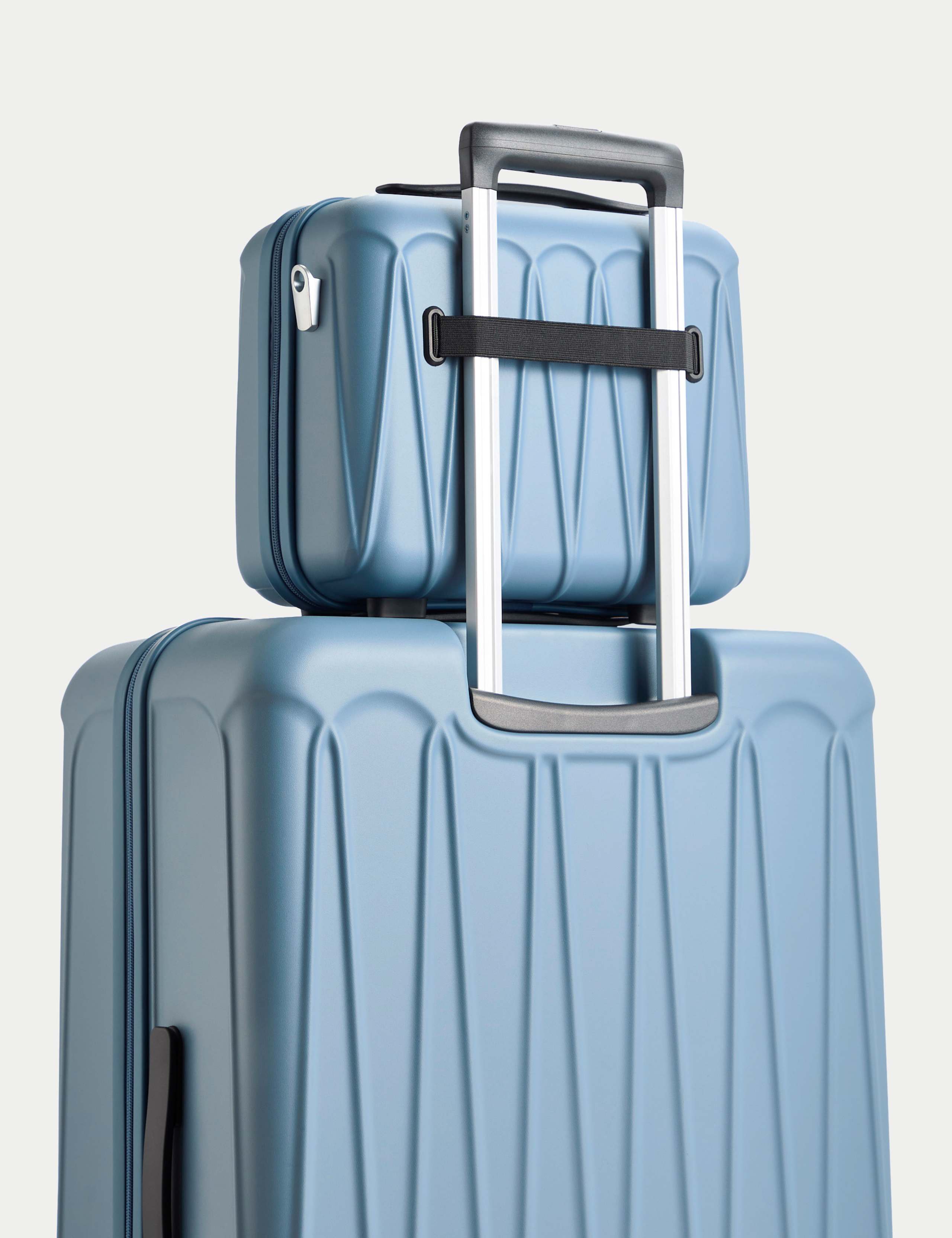 Amalfi Vanity Case 6 of 6