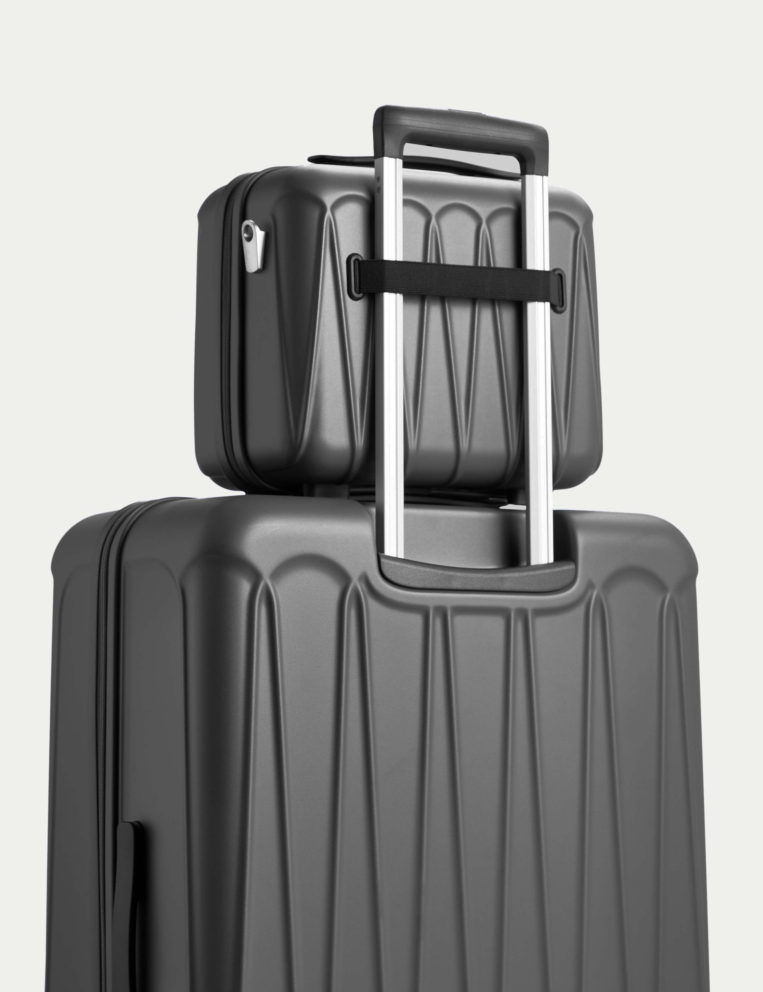 Amalfi Vanity Case 6 of 6