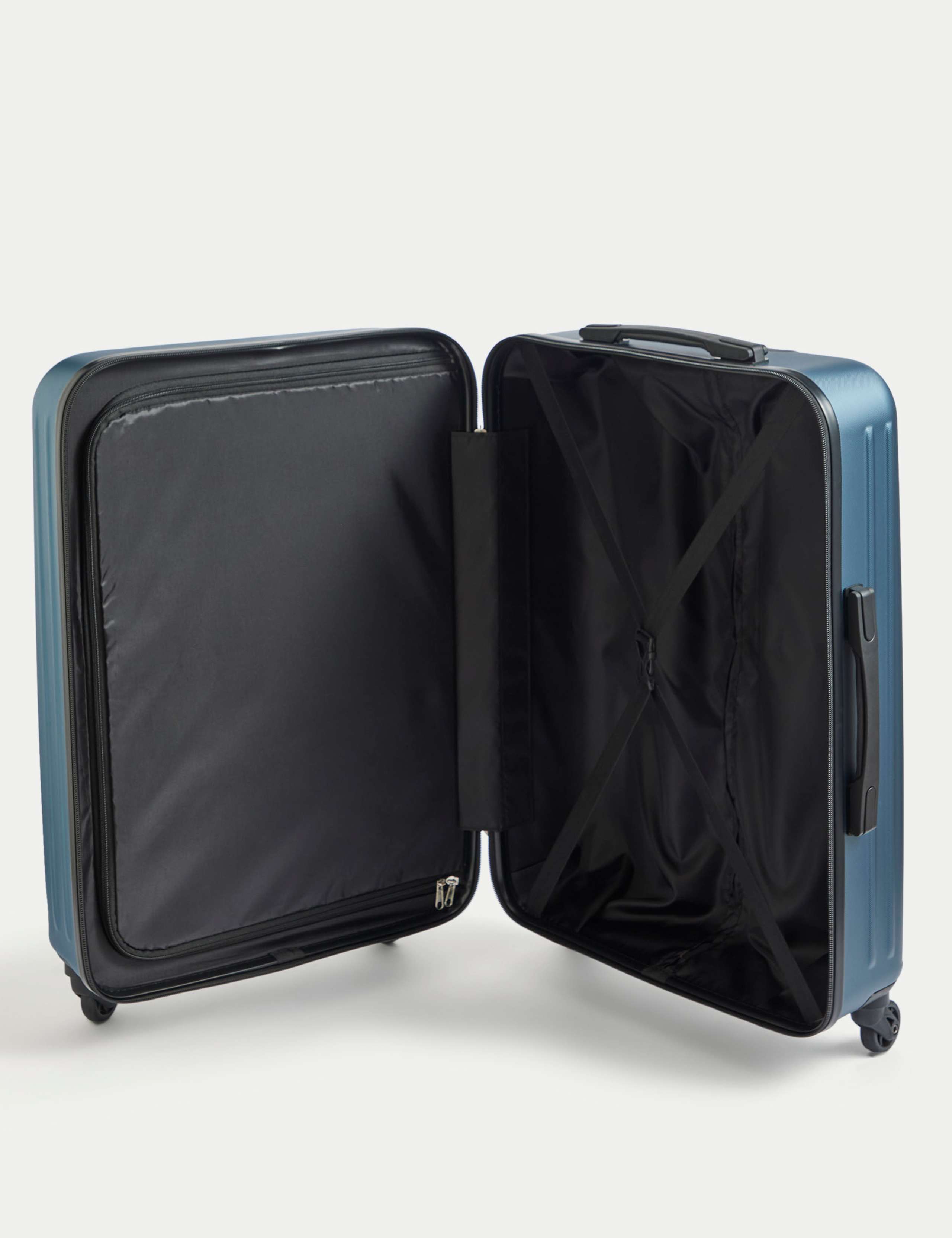 Vienna 4 Wheel Hard Shell Medium Suitcase 6 of 6