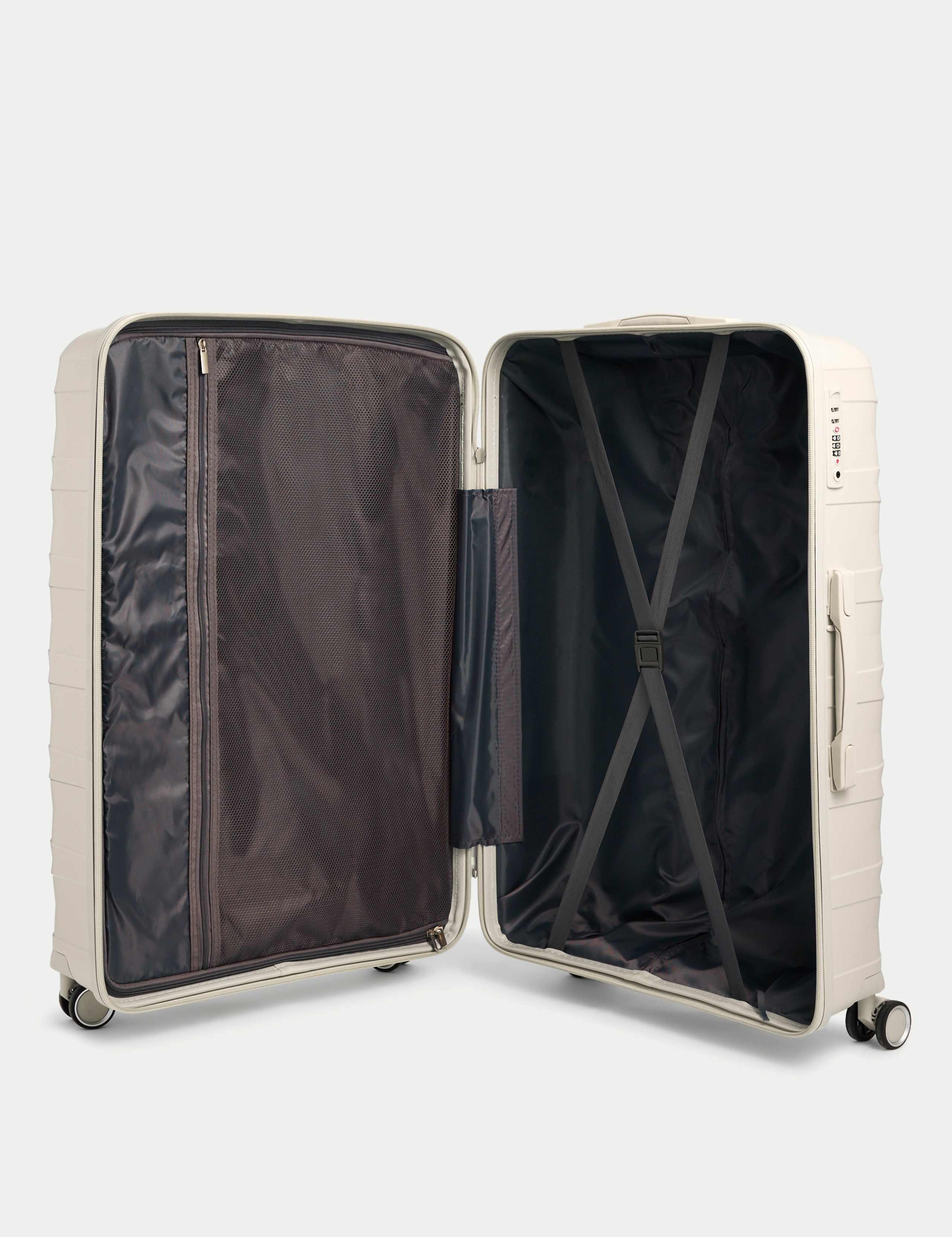 Set of 3 Porto 4 Wheel Hard Shell Suitcases 5 of 5