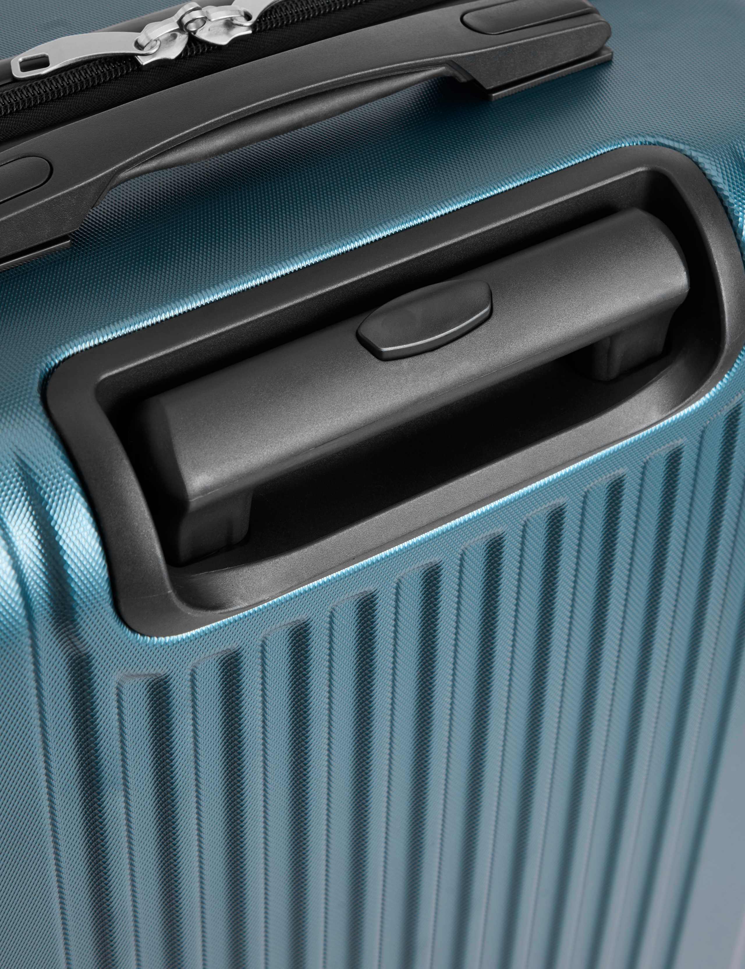 Vienna 4 Wheel Hard Shell Medium Suitcase 3 of 6