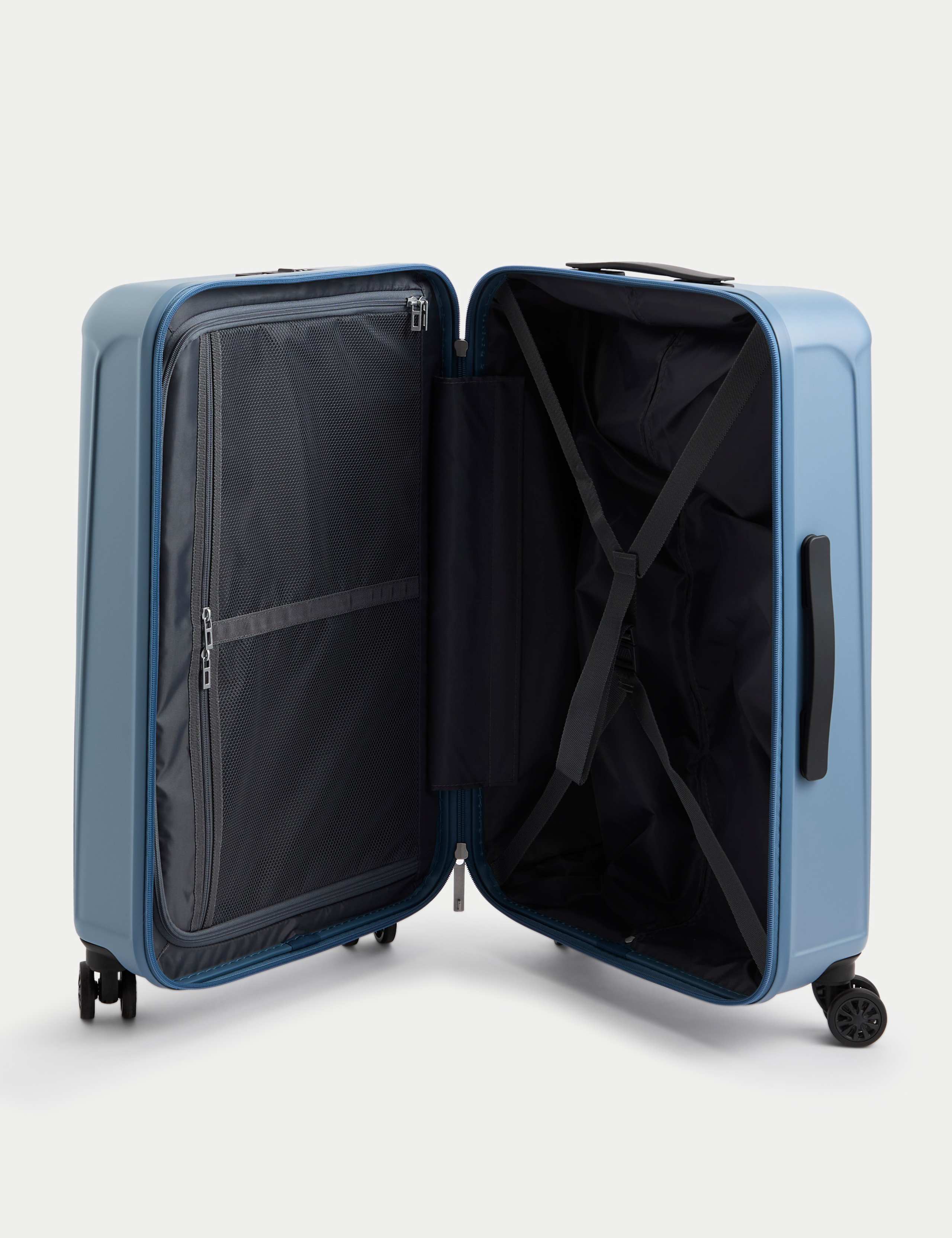 Amalfi 4 Wheel Hard Shell Medium Suitcase 6 of 6