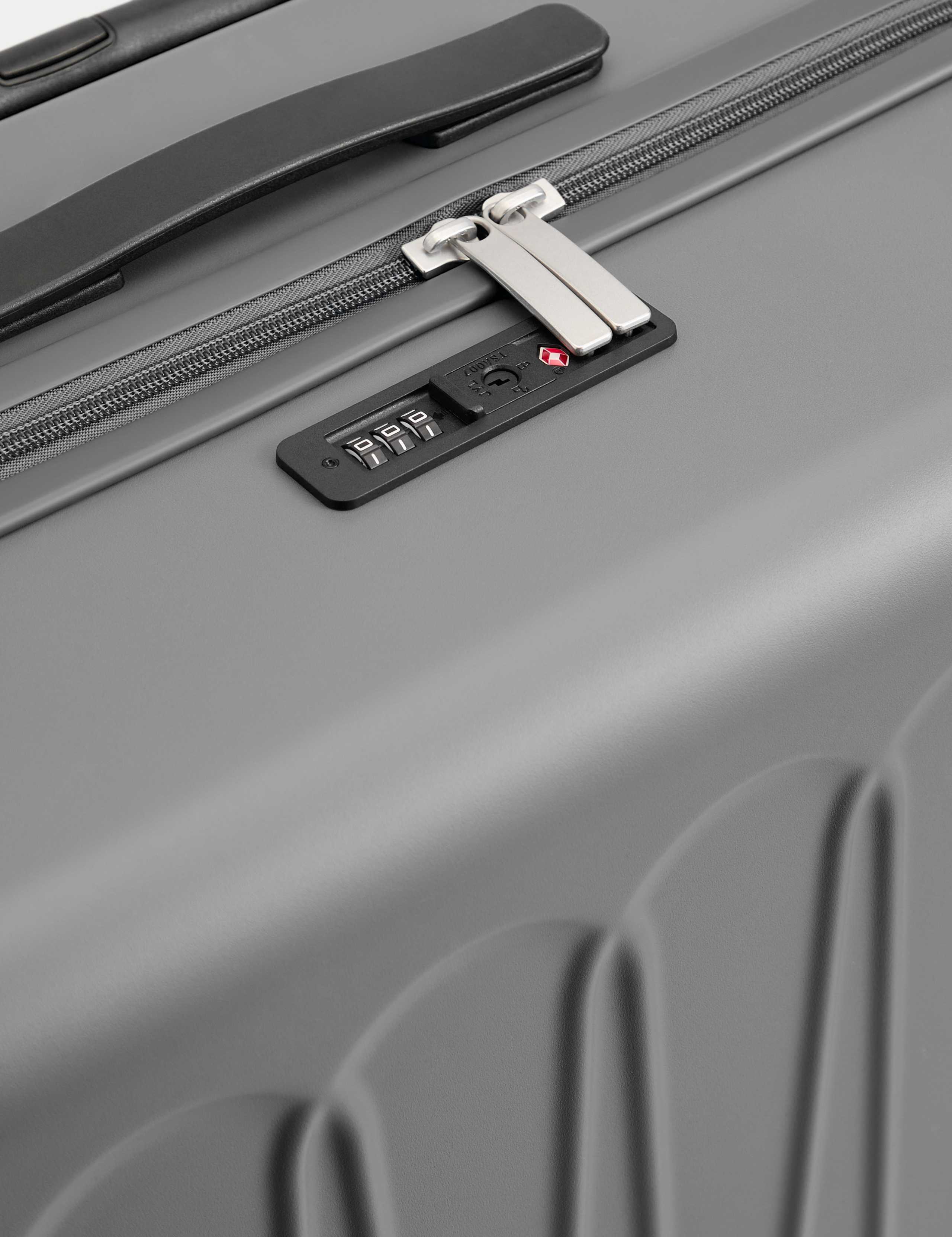 Amalfi 4 Wheel Hard Shell Large Suitcase 3 of 6