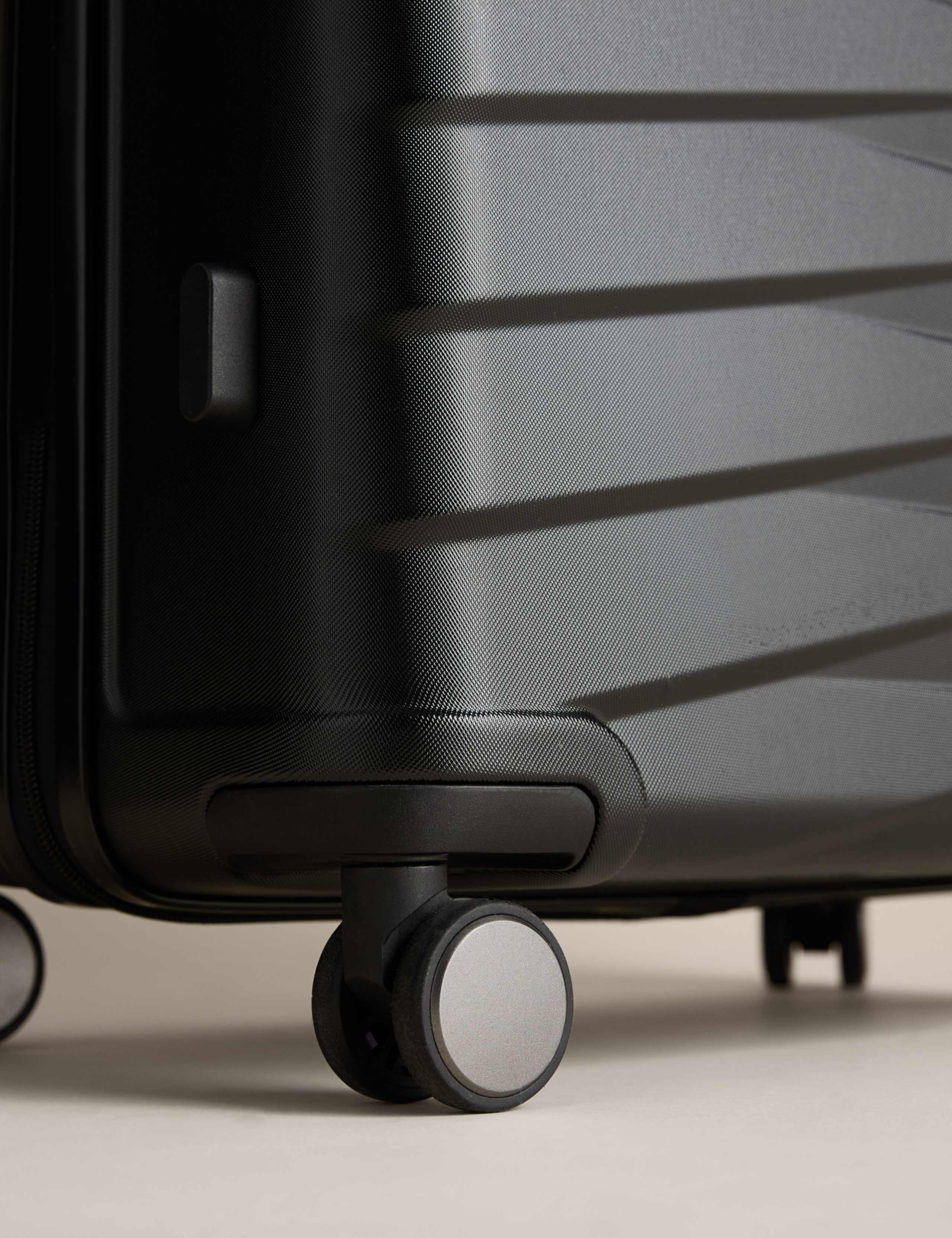 Oslo 4 Wheel Hard Shell Large Suitcase 6 of 8