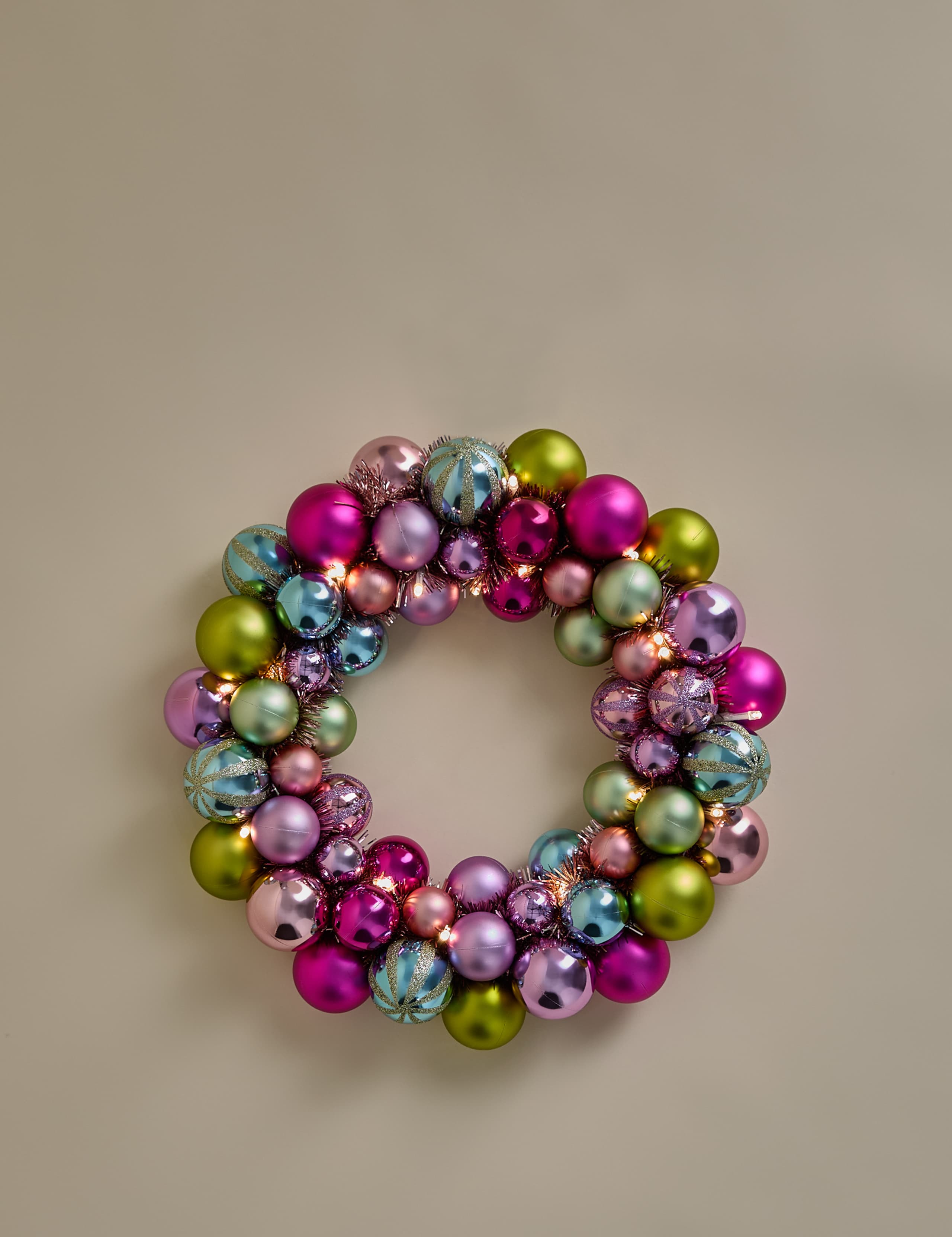 Light Up Bauble Wreath 2 of 4