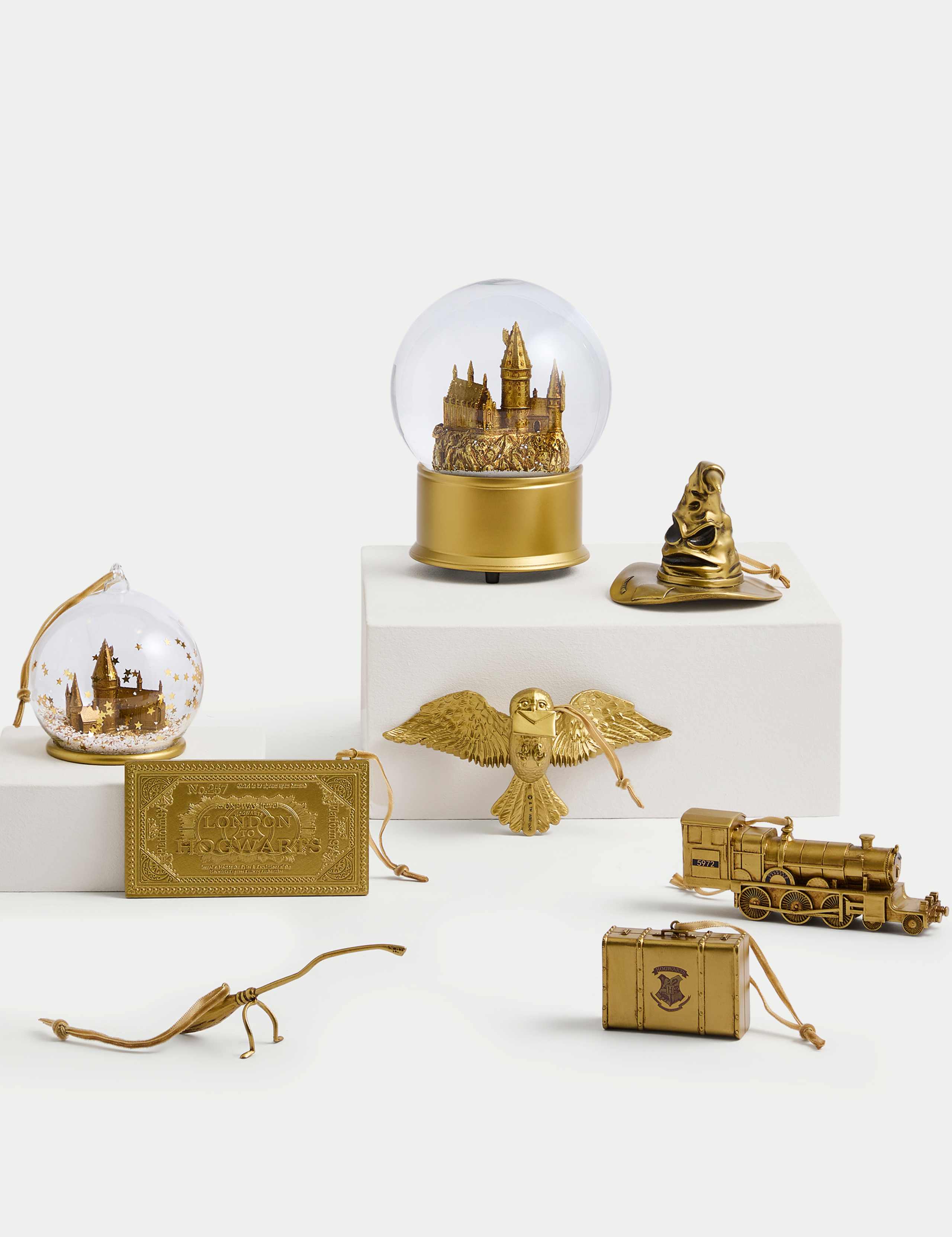 Harry Potter™ Hogwarts Bauble 5 of 5