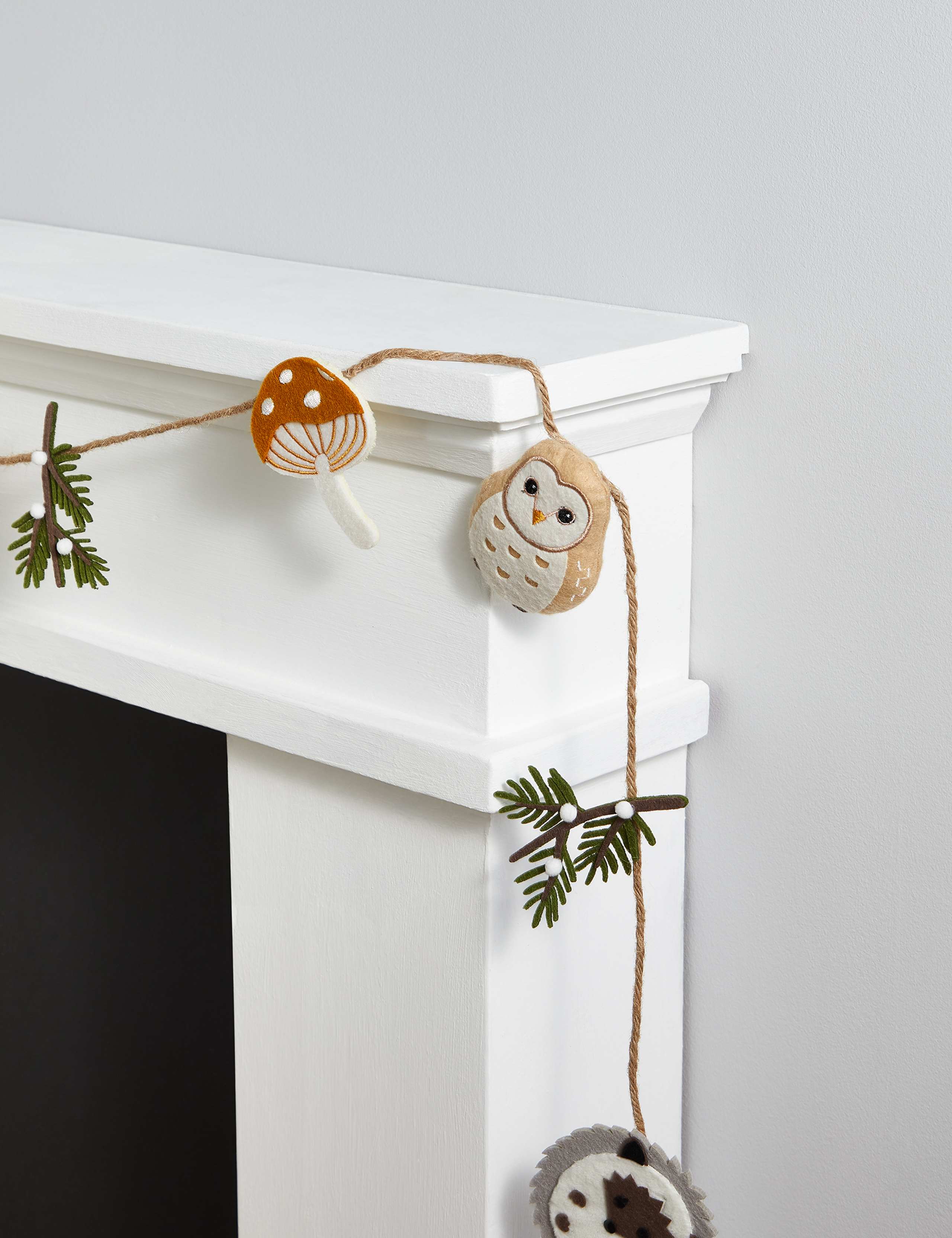 Hanging Felt Woodland Garland 3 of 4