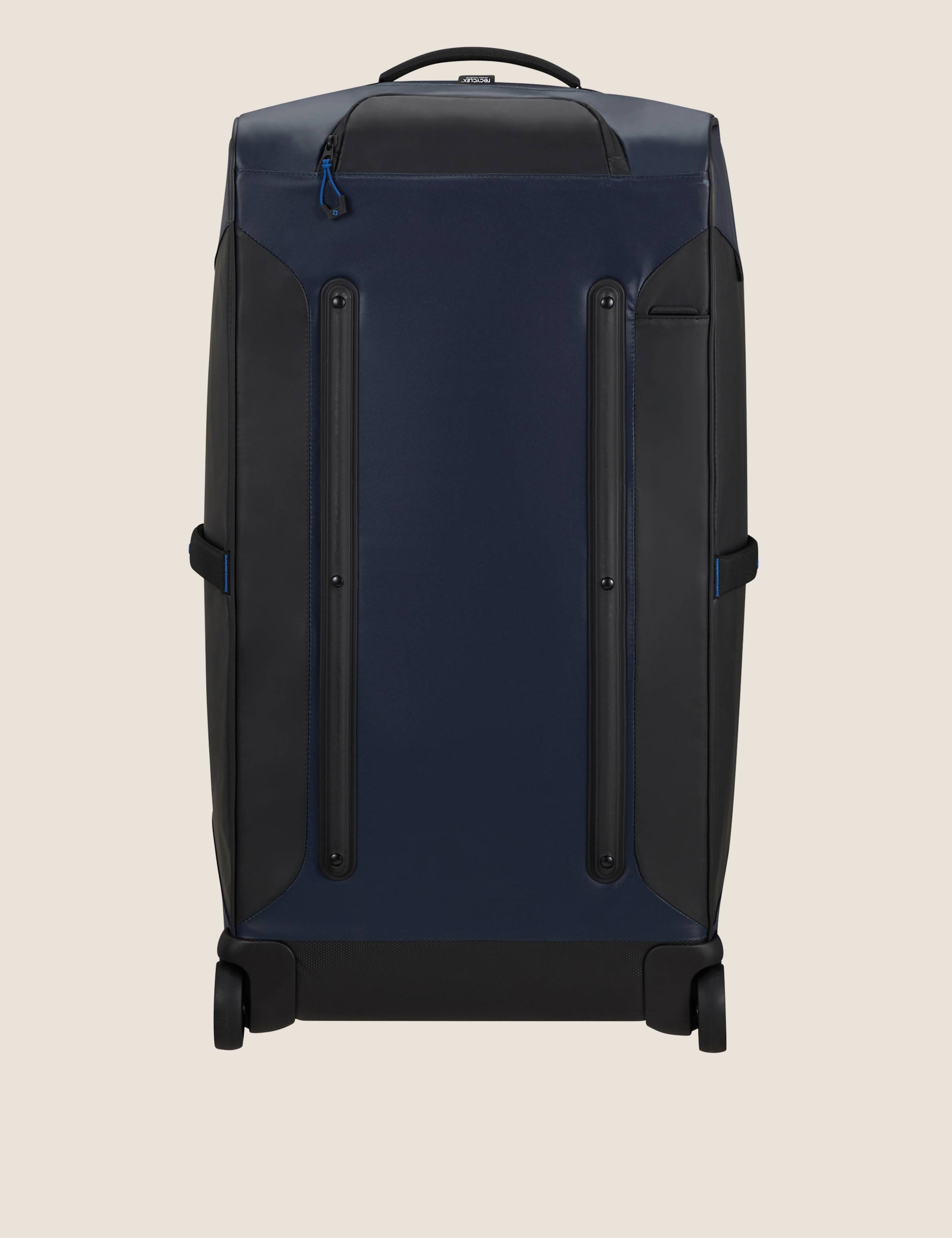 Ecodiver 2 Wheel Soft Large Suitcase 2 of 3