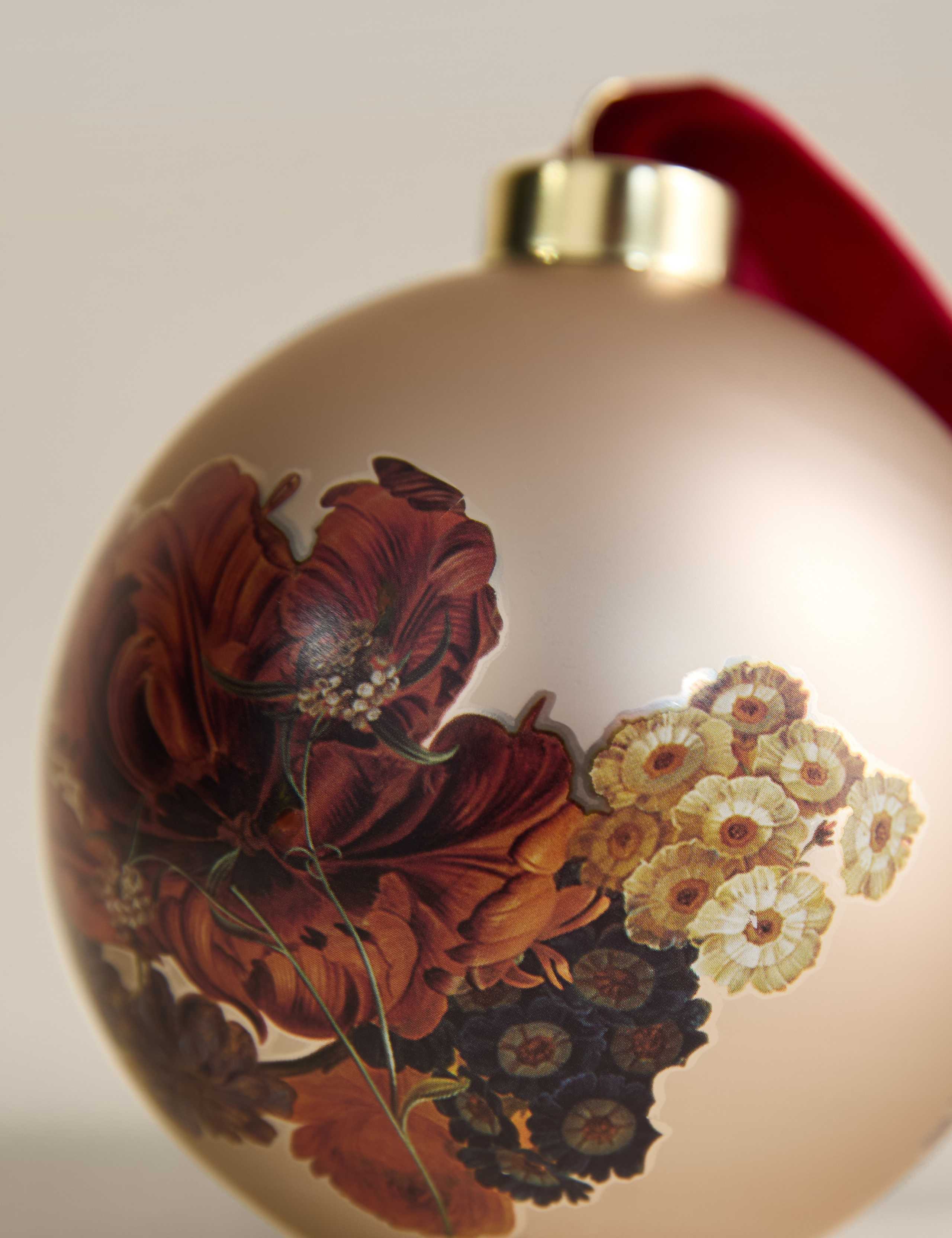 Floral Bauble 3 of 3