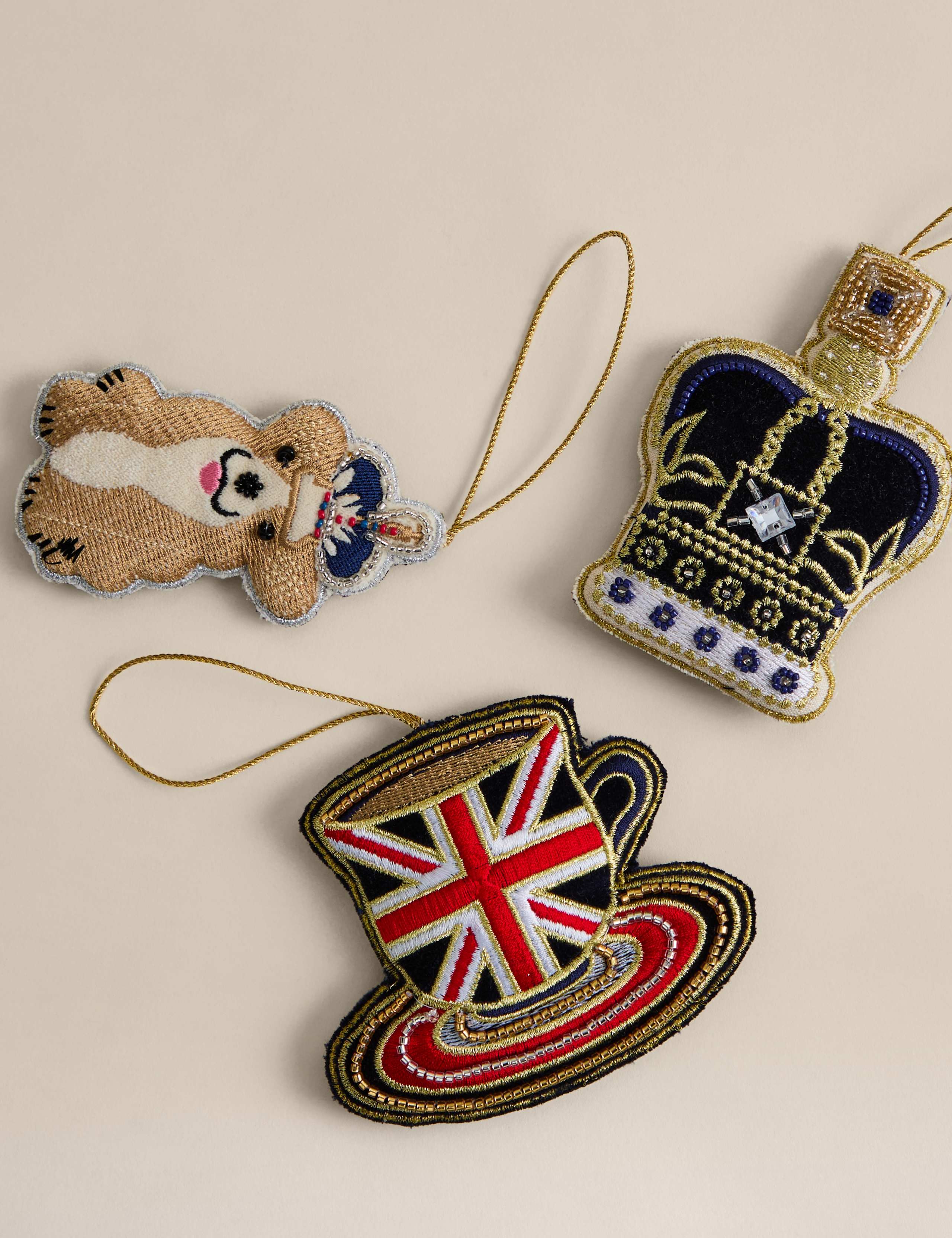 3pk Beaded London Icon Decorations 2 of 3