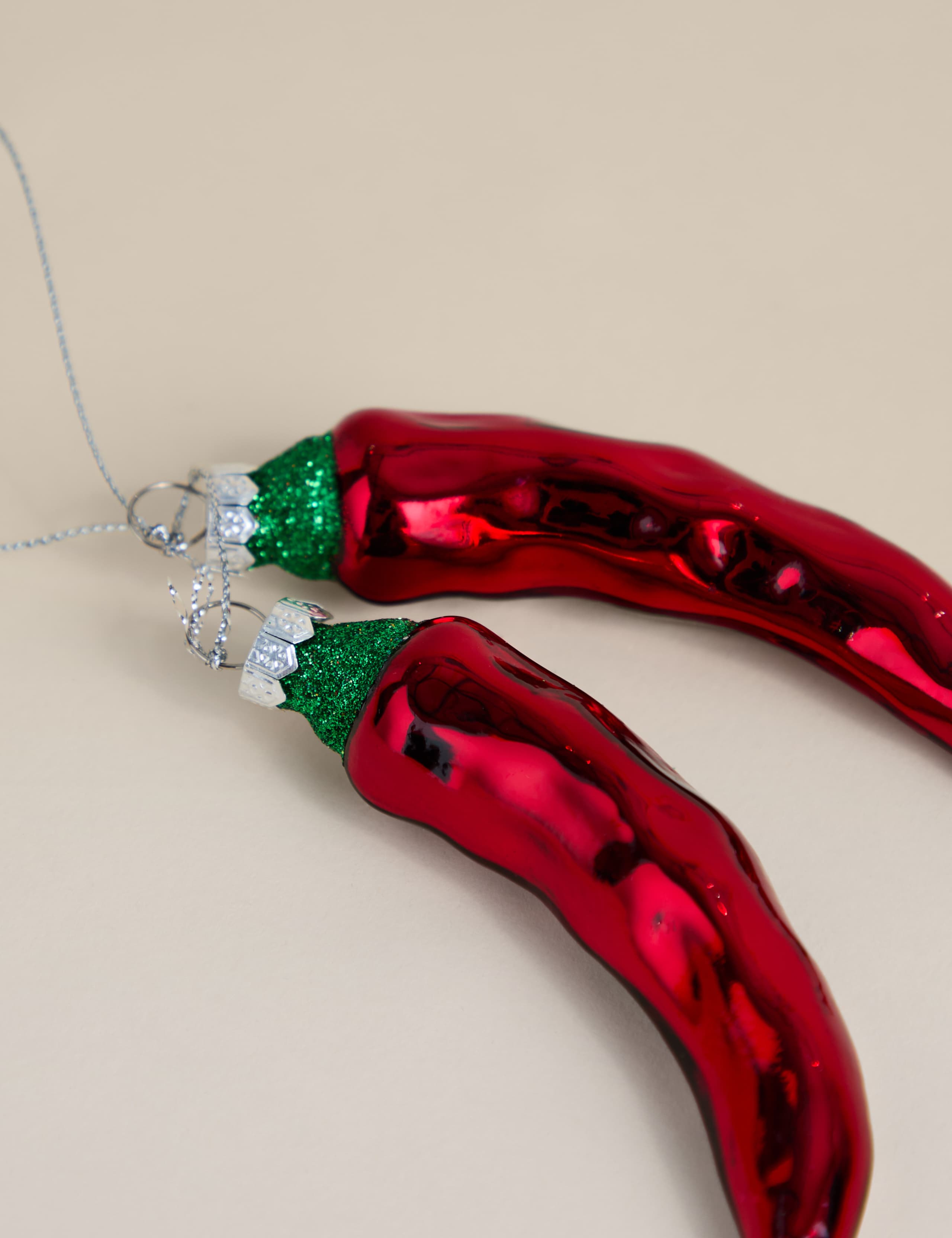 Glass Hanging Chilli Decoration 3 of 3