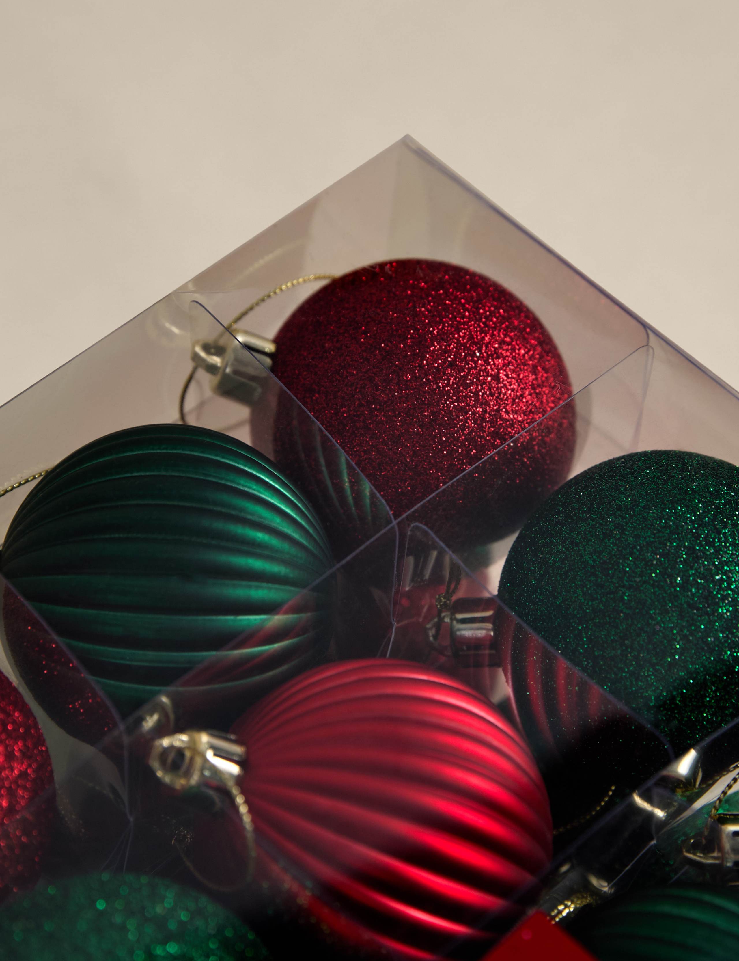 24pk Multicoloured Shatterproof Baubles 3 of 3