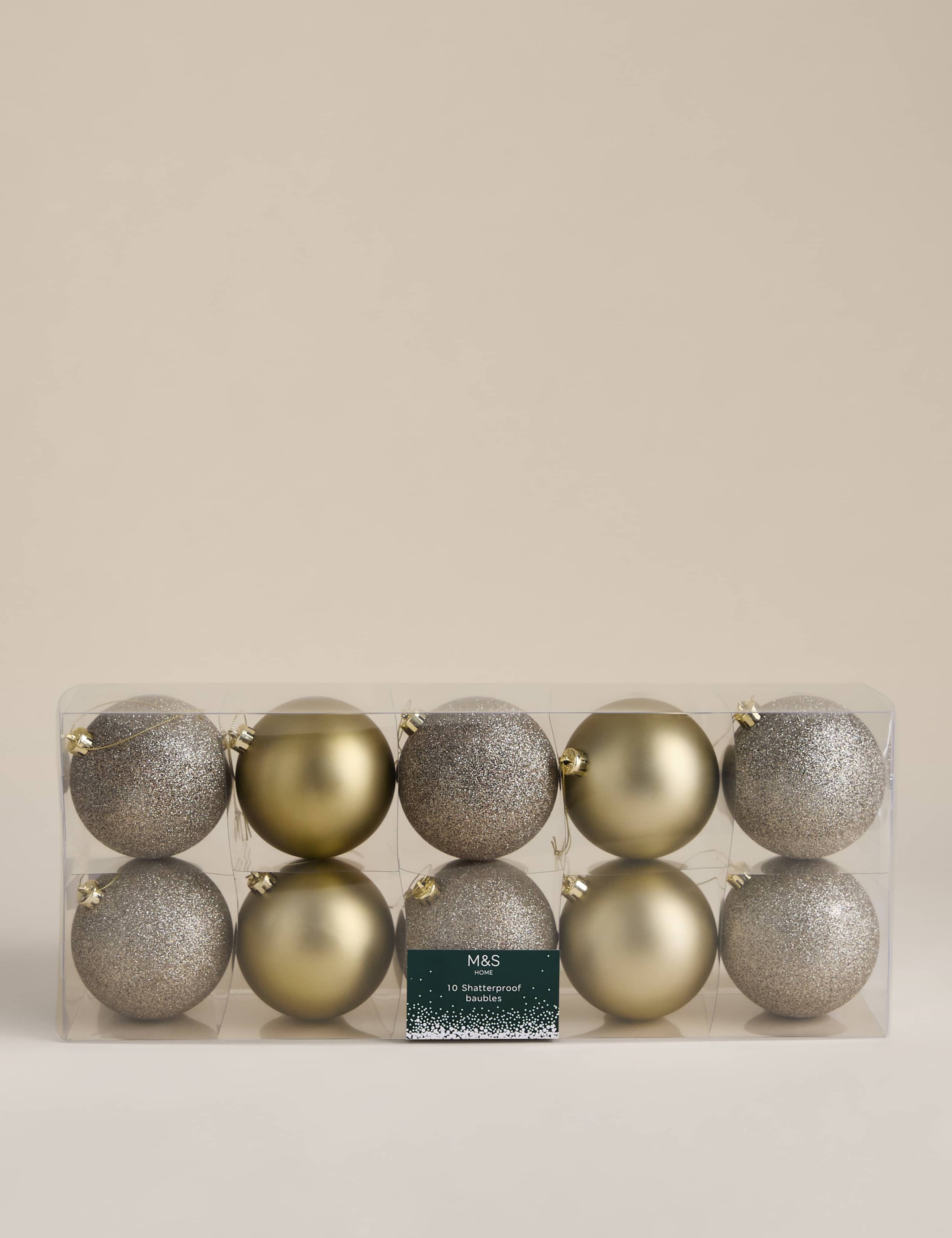 10pk Oversized Shatterproof Baubles 2 of 3