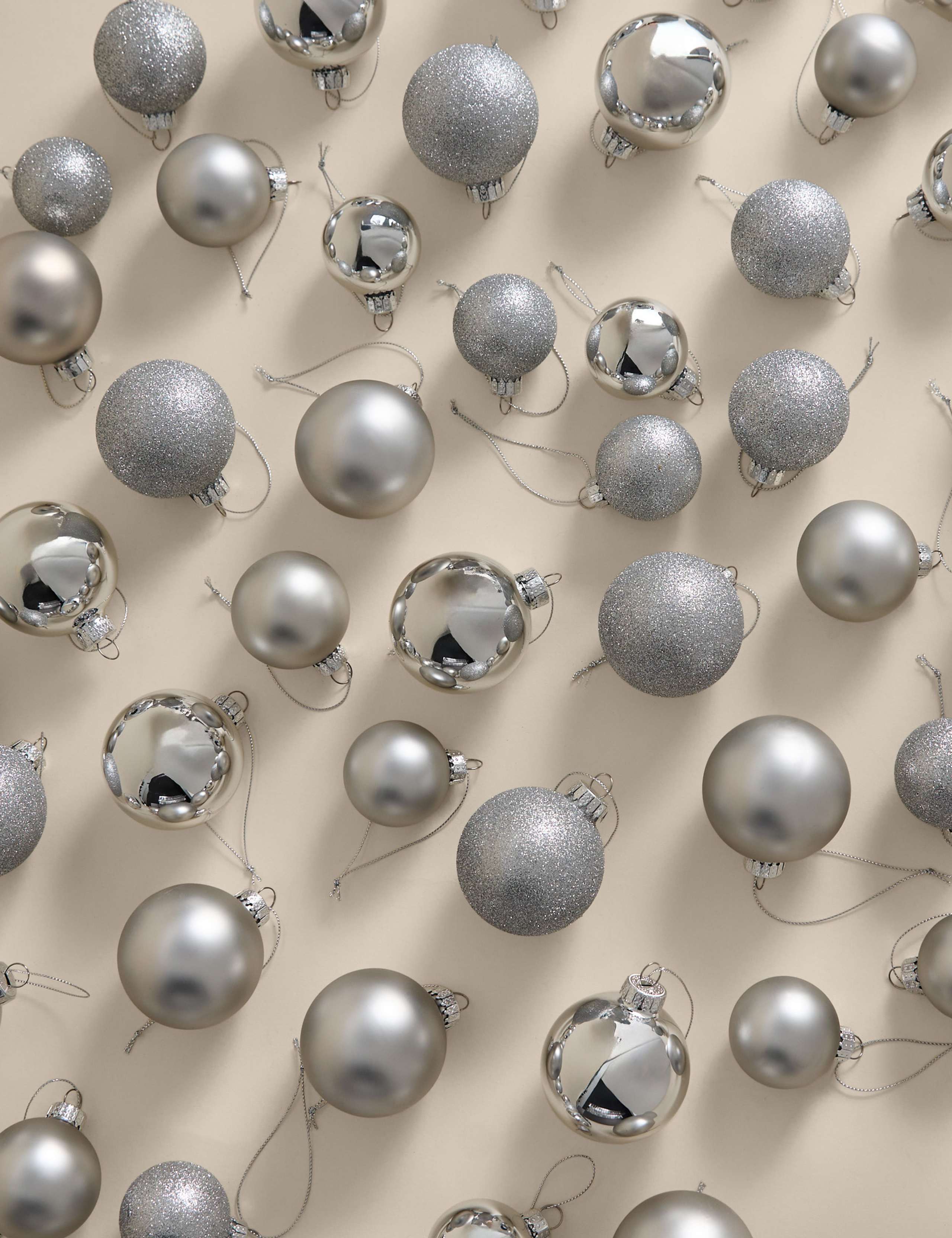 50pk Glass Baubles 1 of 3