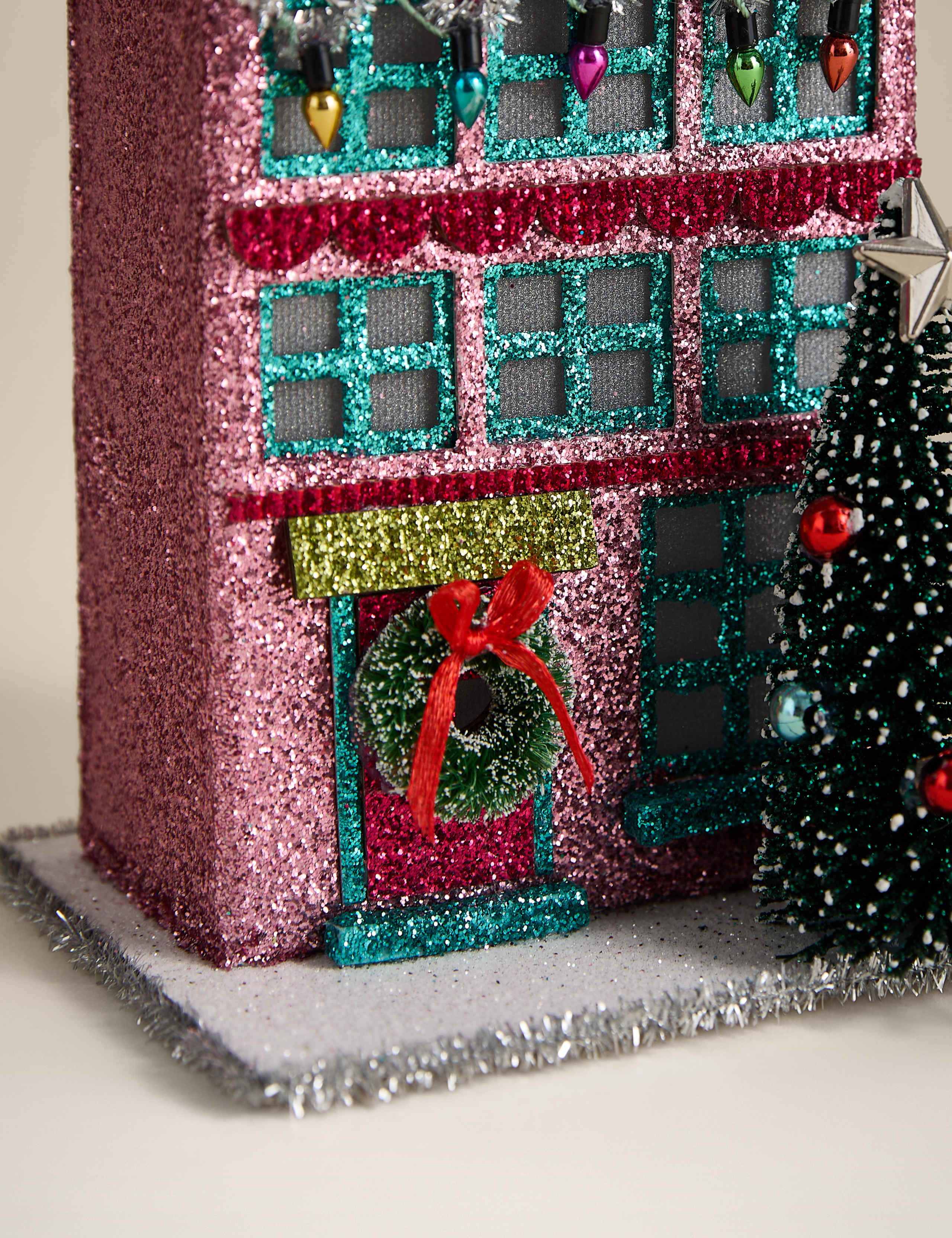 Light Up Pink Townhouse Room Decoration 4 of 4