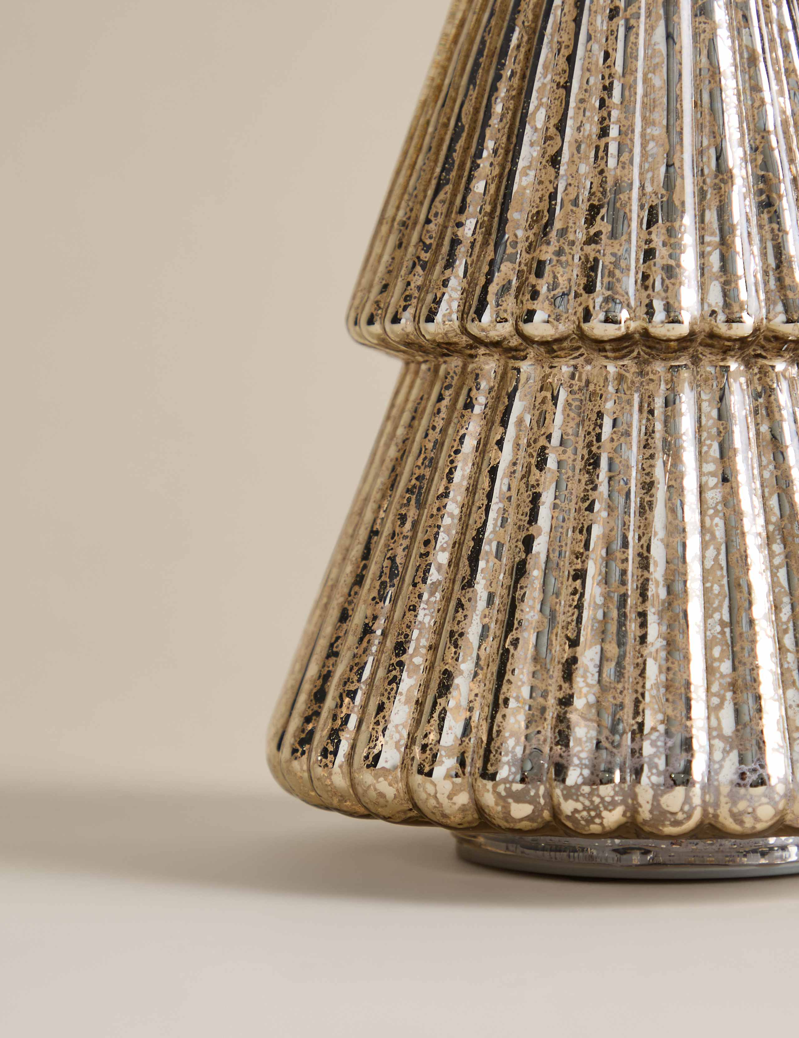 Large Light Up Tree Decoration 4 of 4