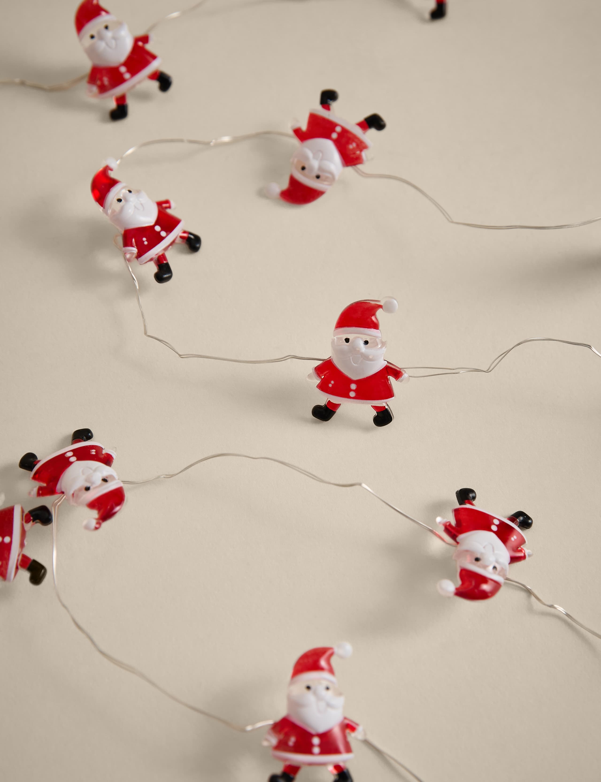 20 Santa Battery String Lights 2 of 3