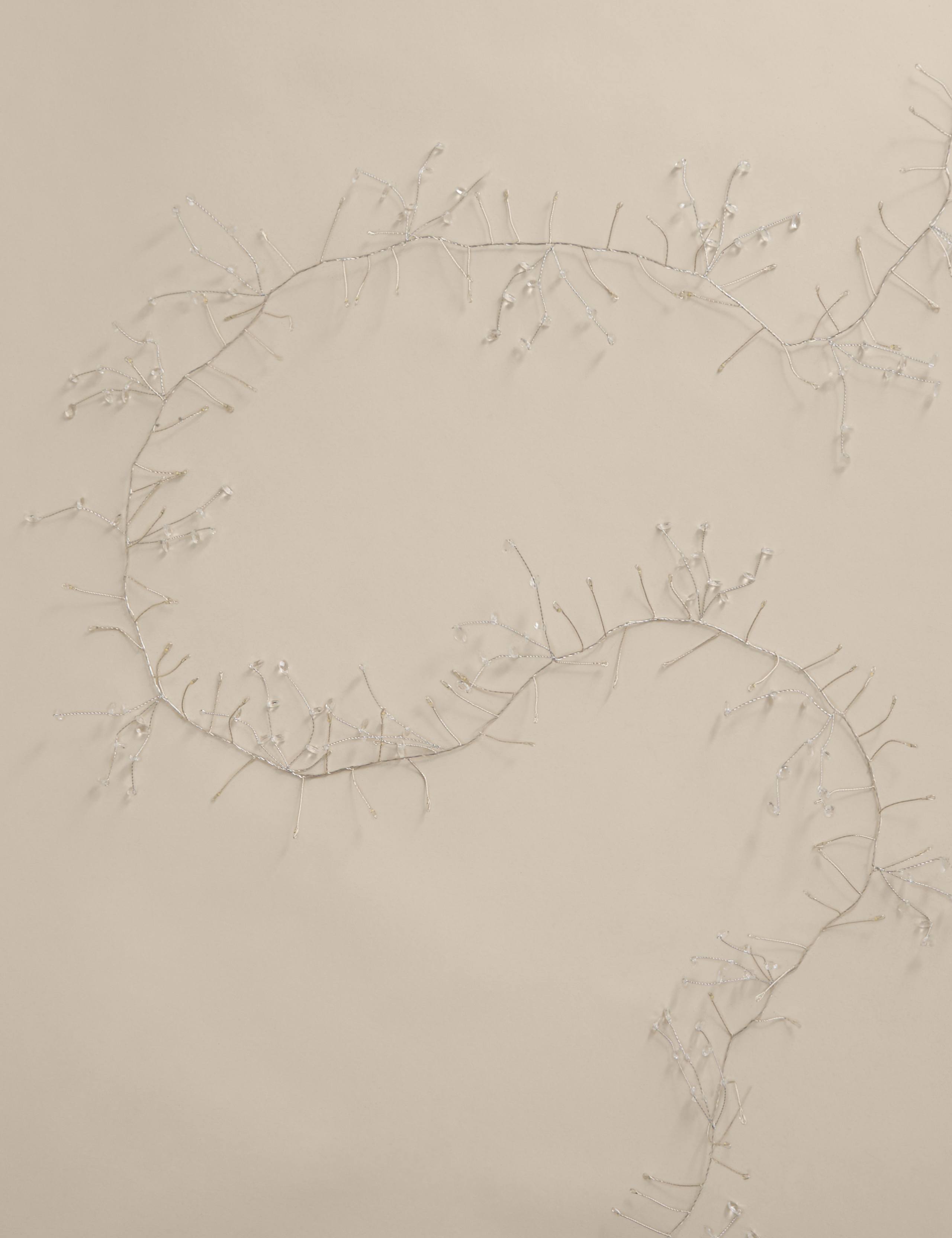 Pre Lit Teardrop Wire Garland 4 of 4